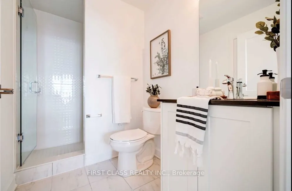 50 Lakebreeze Drive, #317