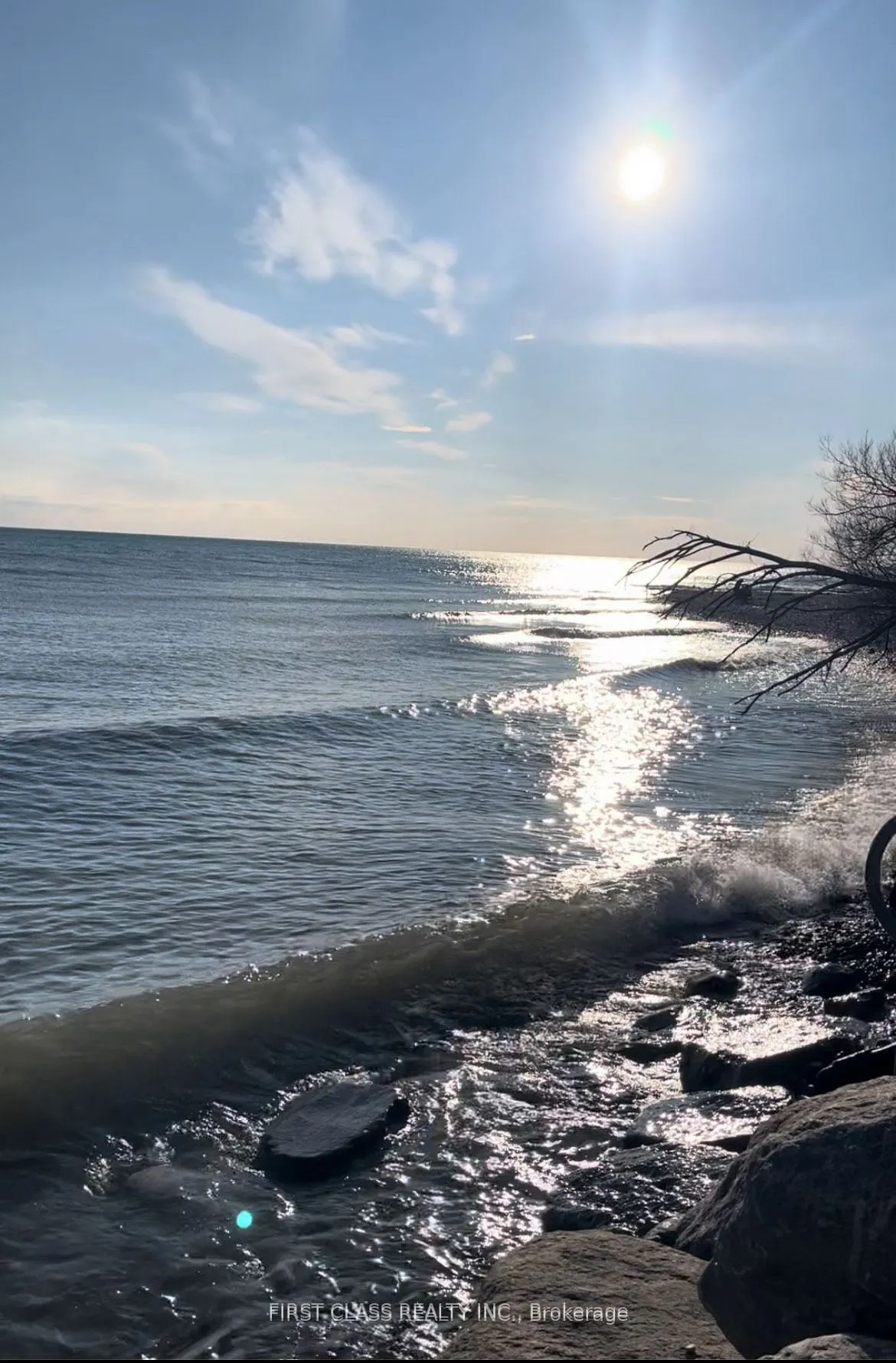 50 Lakebreeze Drive, #317