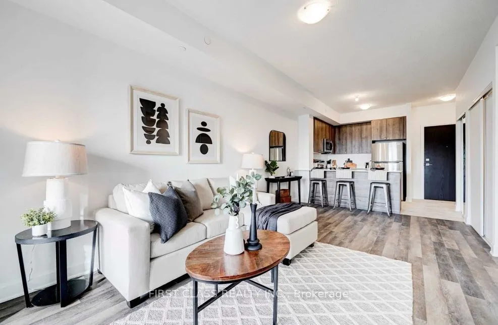 50 Lakebreeze Drive, #317