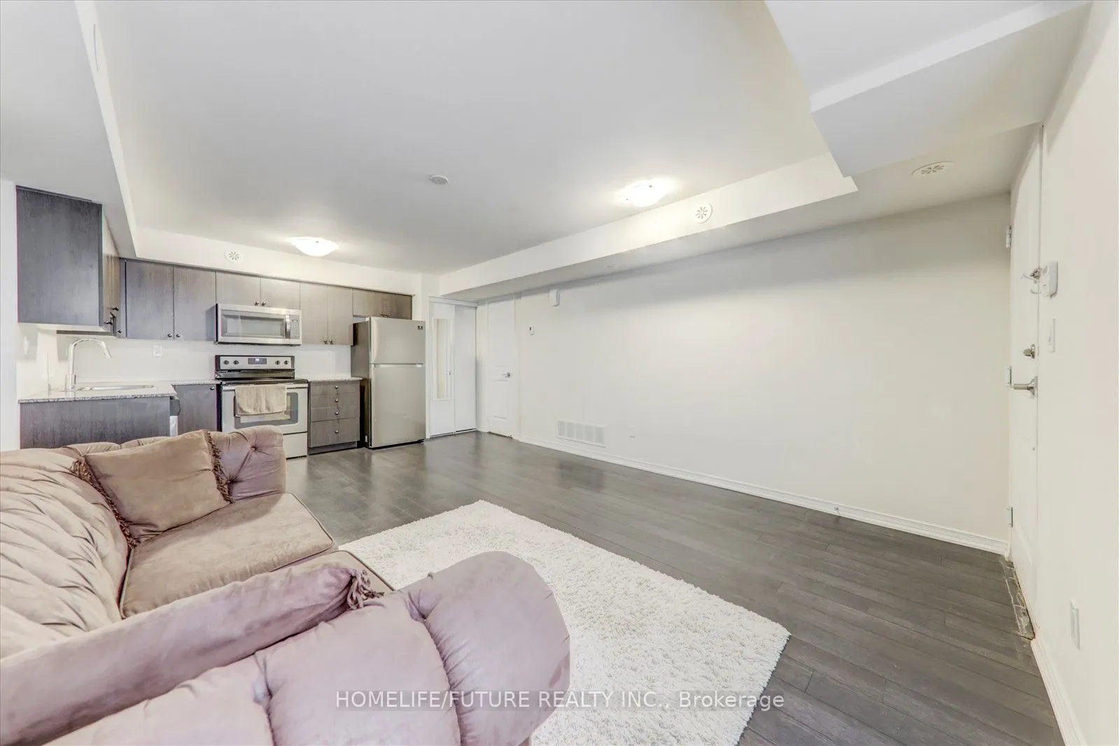 1070 Progress Avenue, #208
