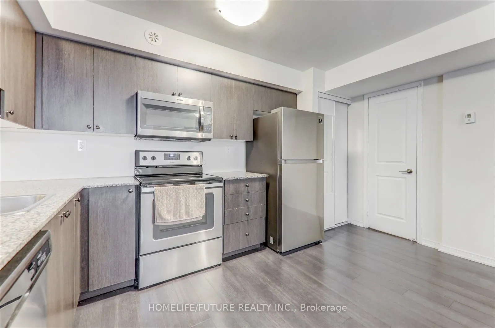 1070 Progress Avenue, #208
