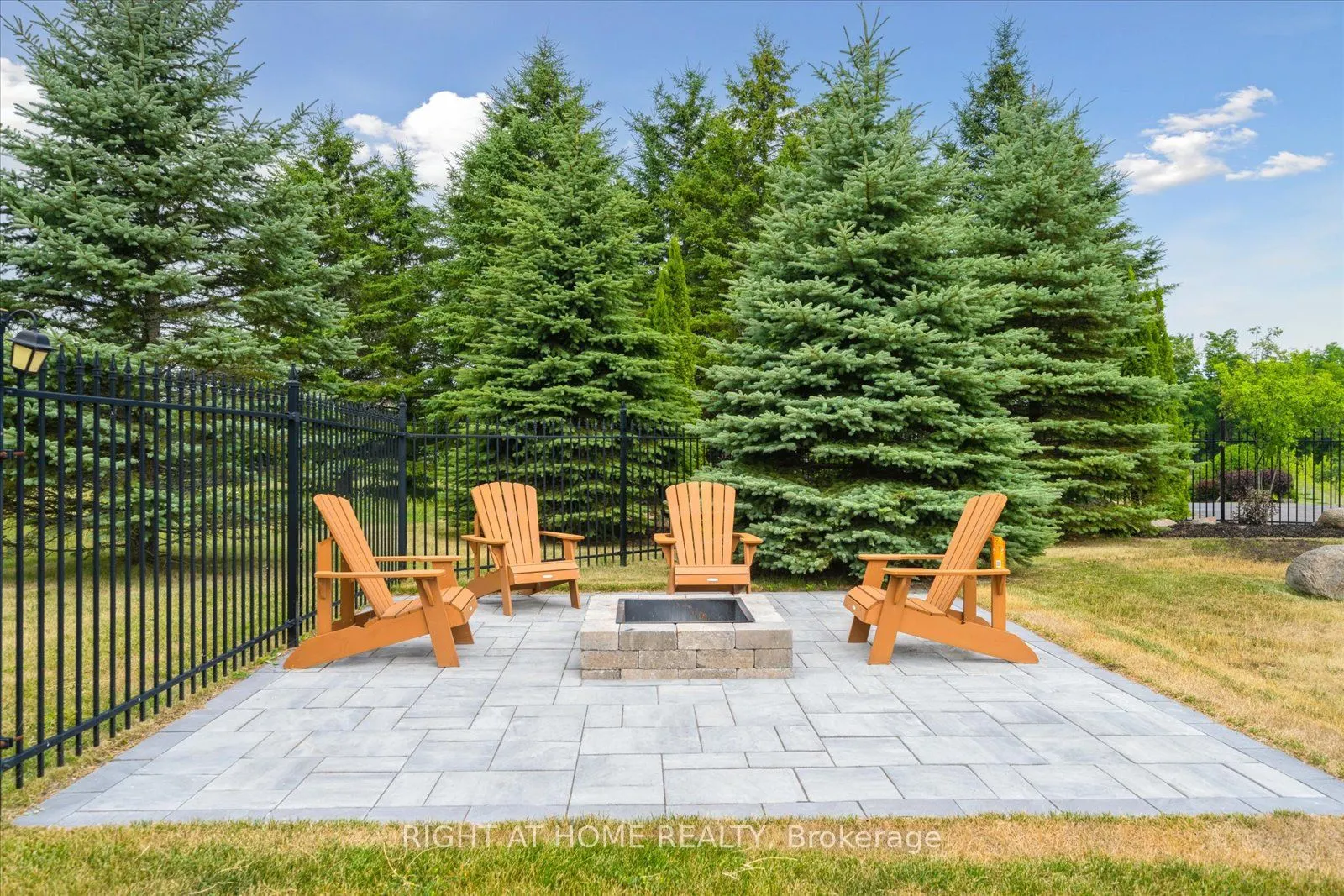 7 Clyde Court