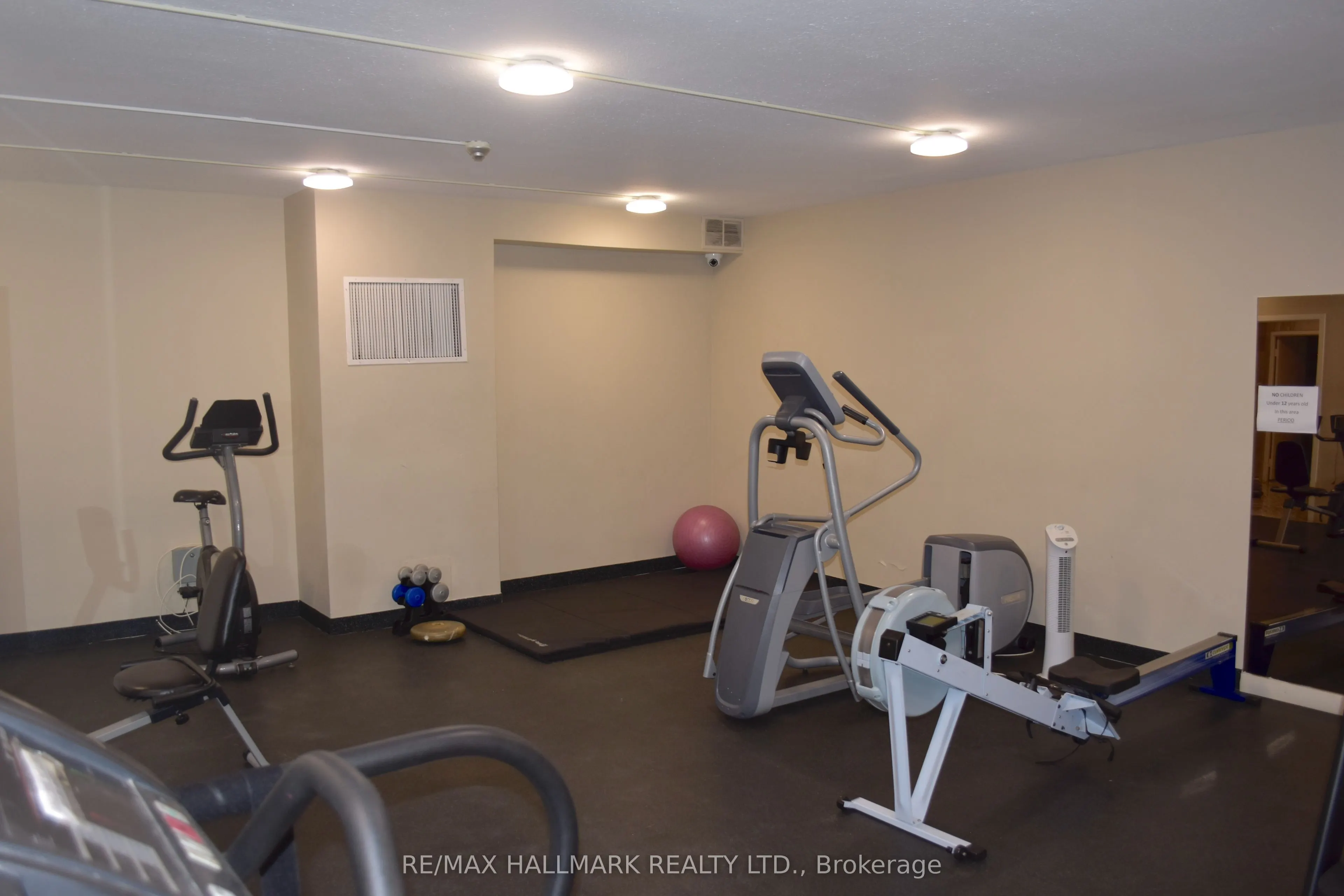 270 Palmdale Drive, #310