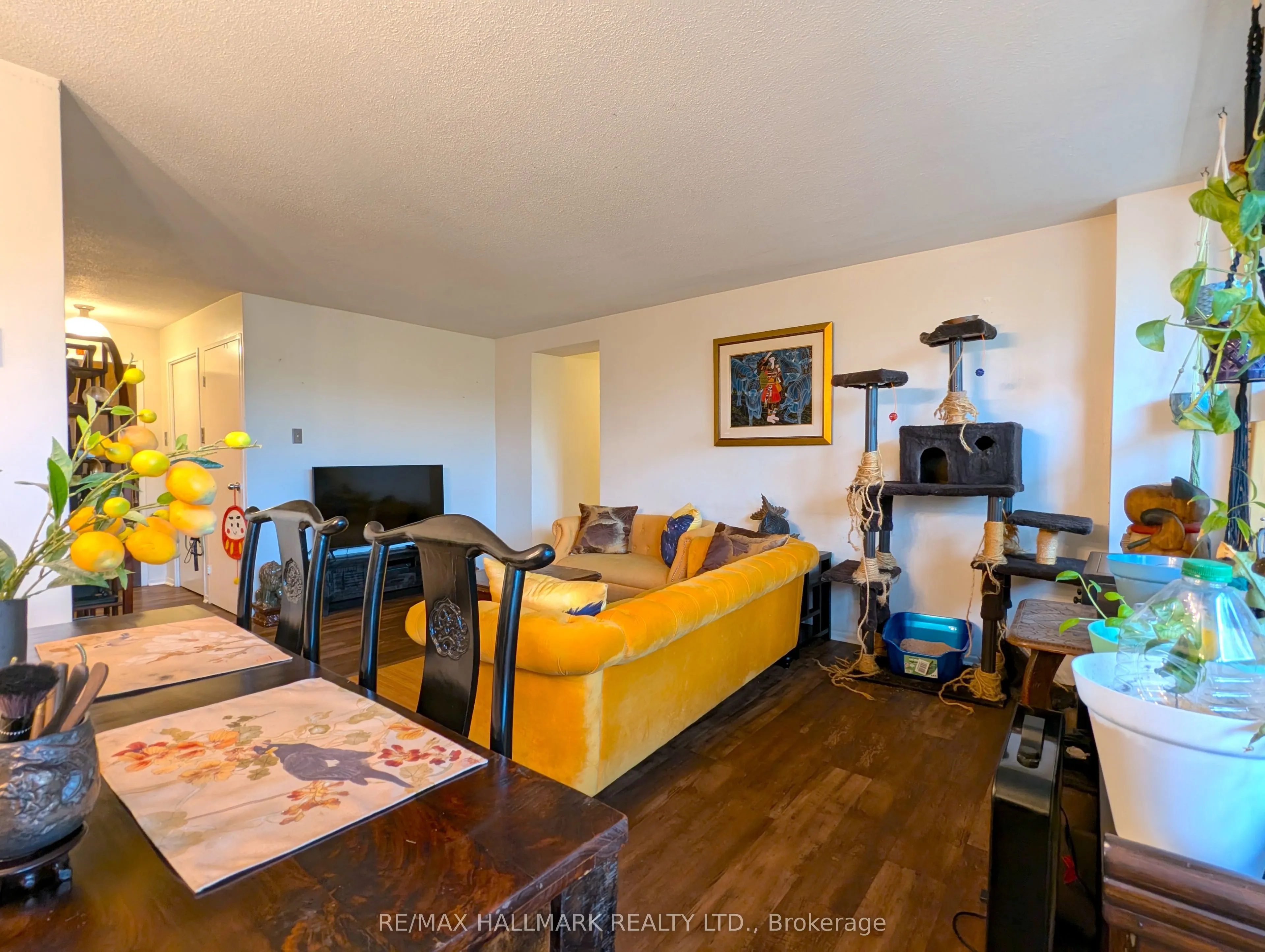270 Palmdale Drive, #310