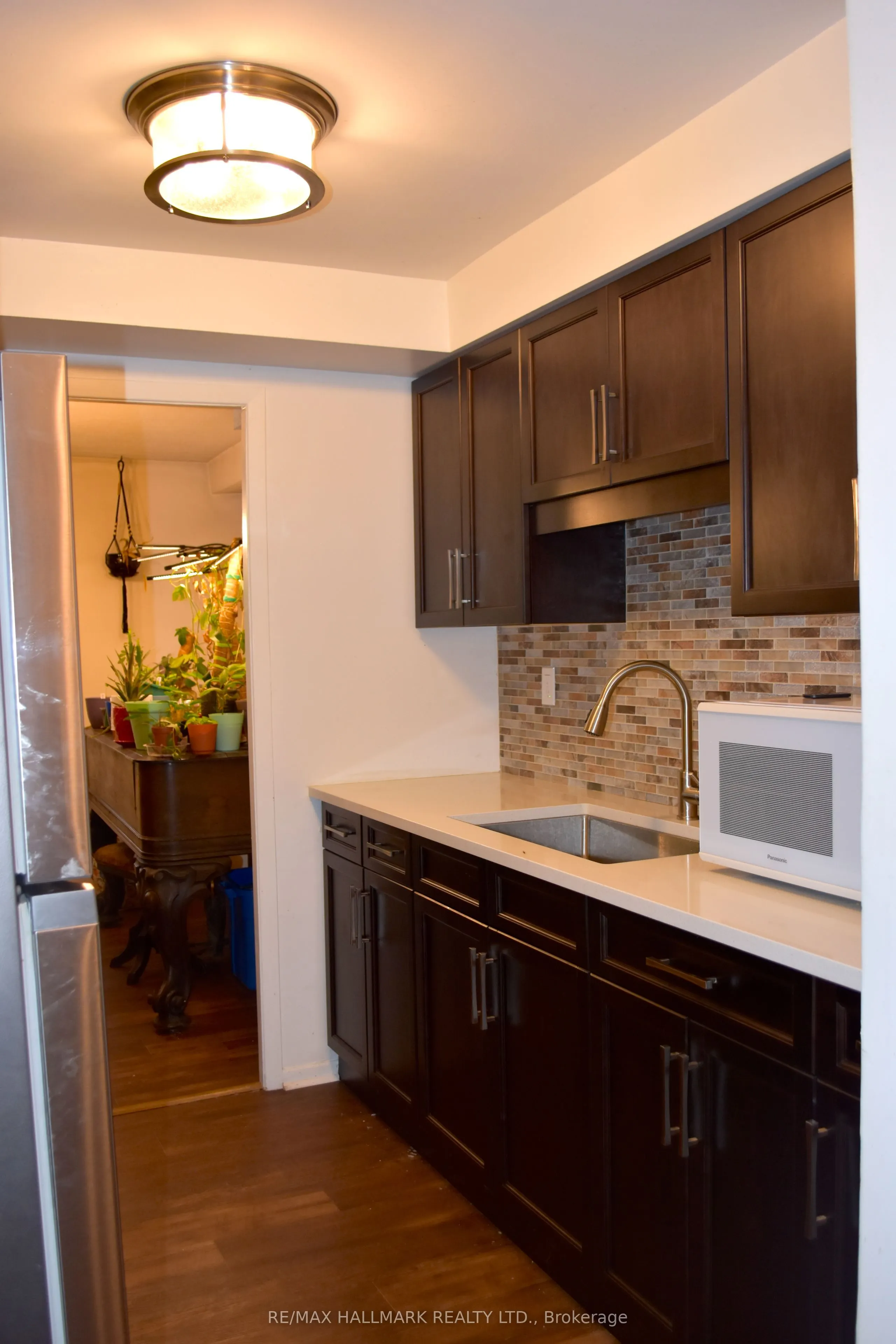 270 Palmdale Drive, #310