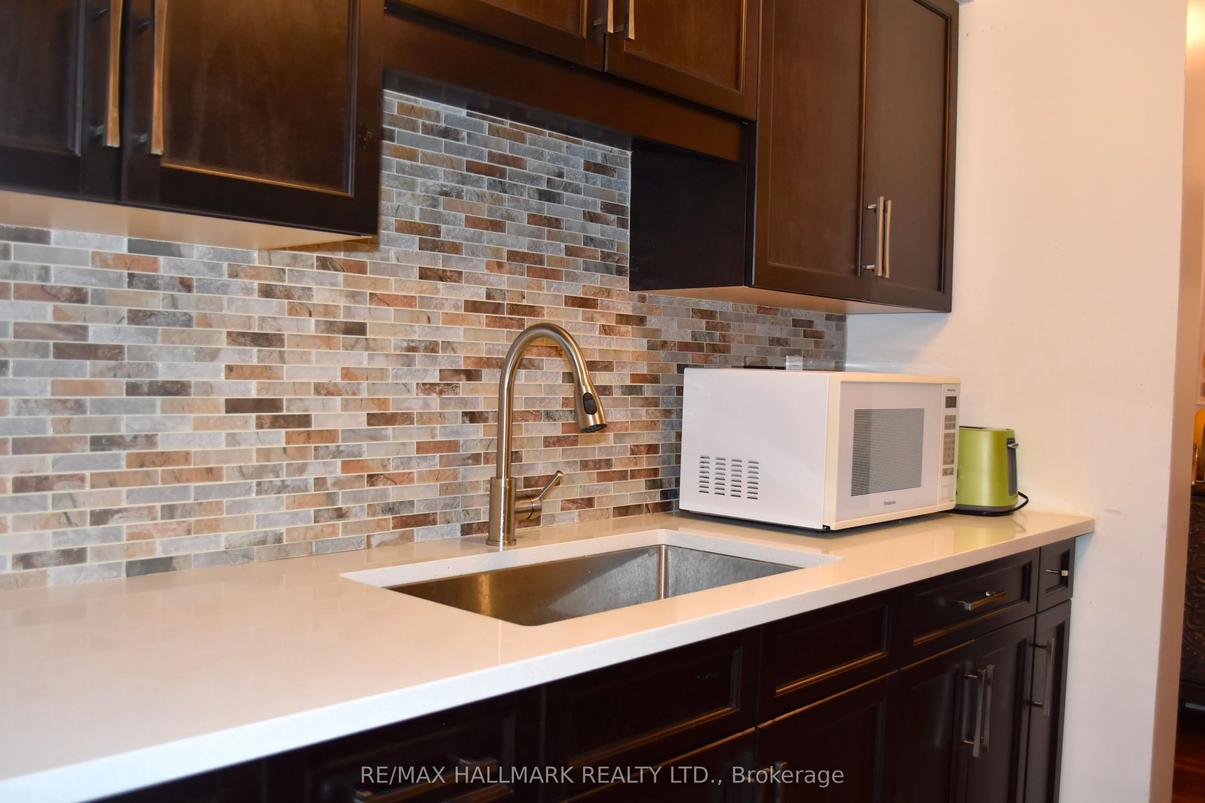 270 Palmdale Drive, #310