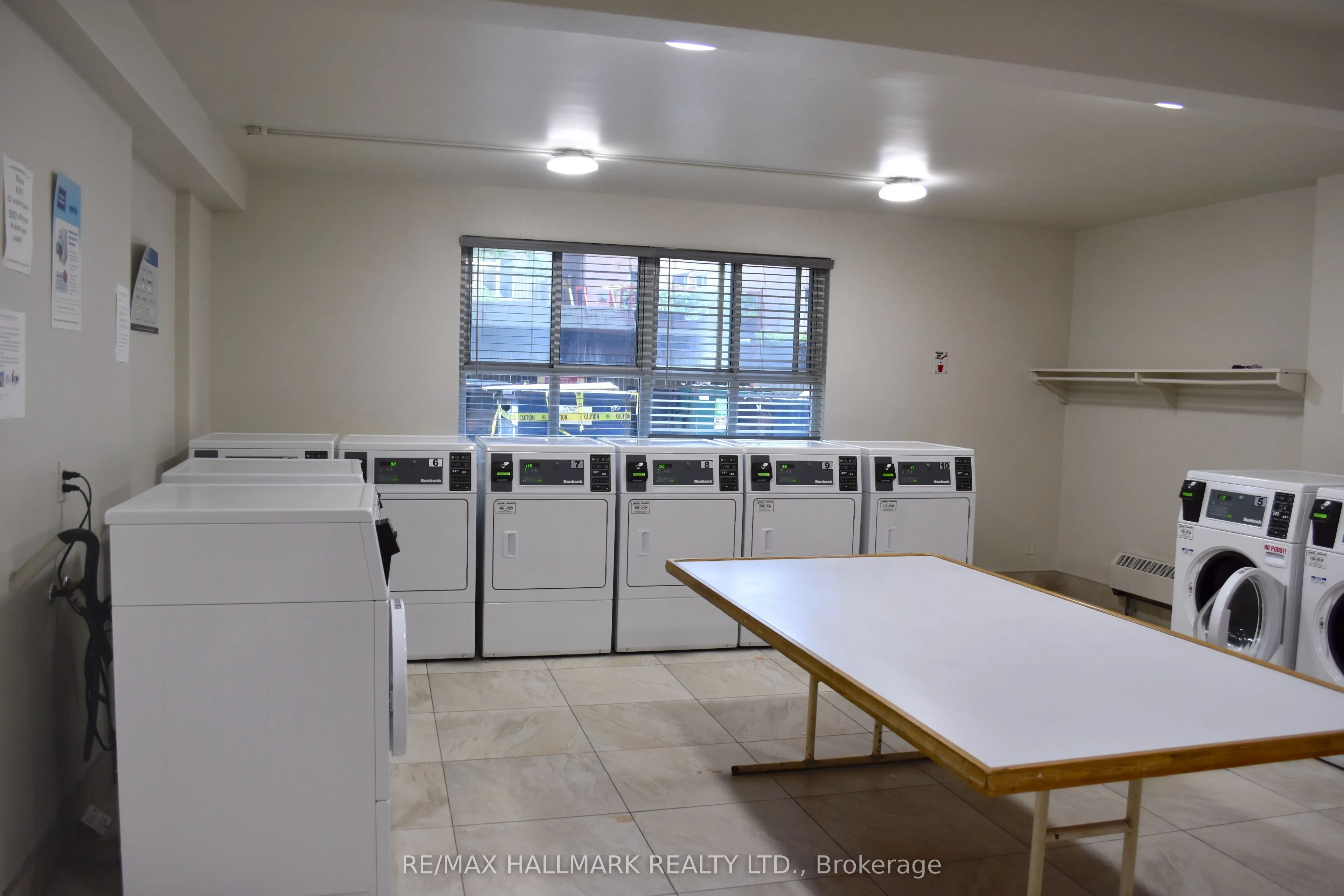 270 Palmdale Drive, #310