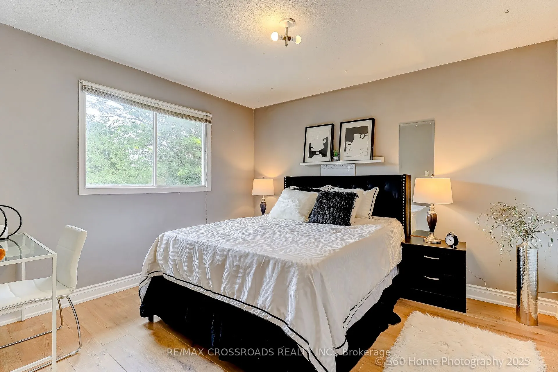 2081 Lynn Heights Drive