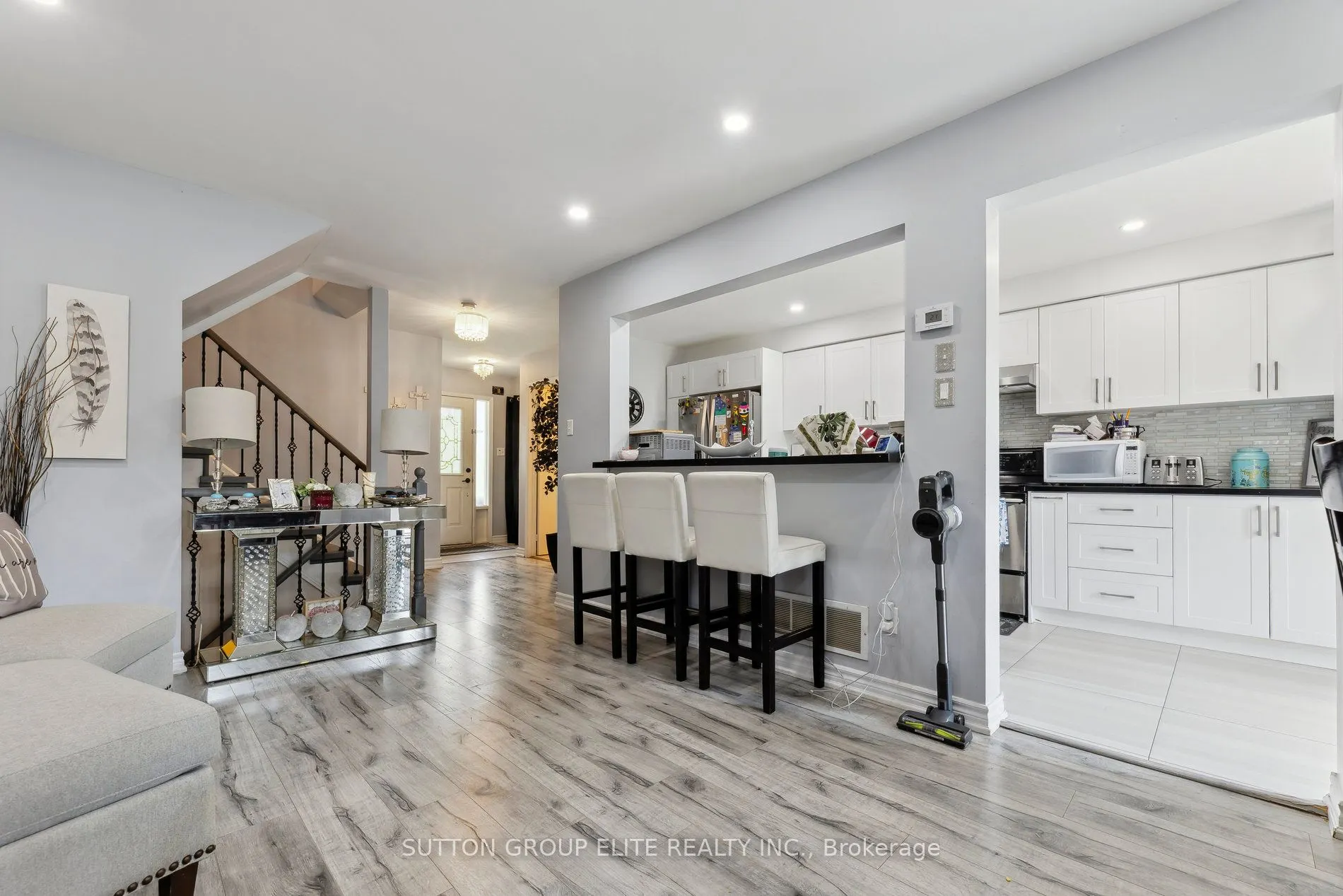 31 Pine Gate Place