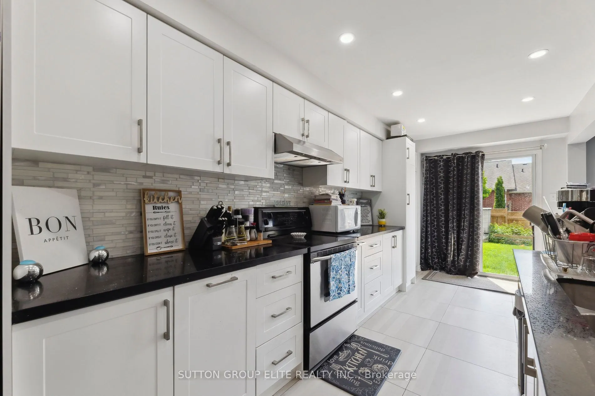 31 Pine Gate Place