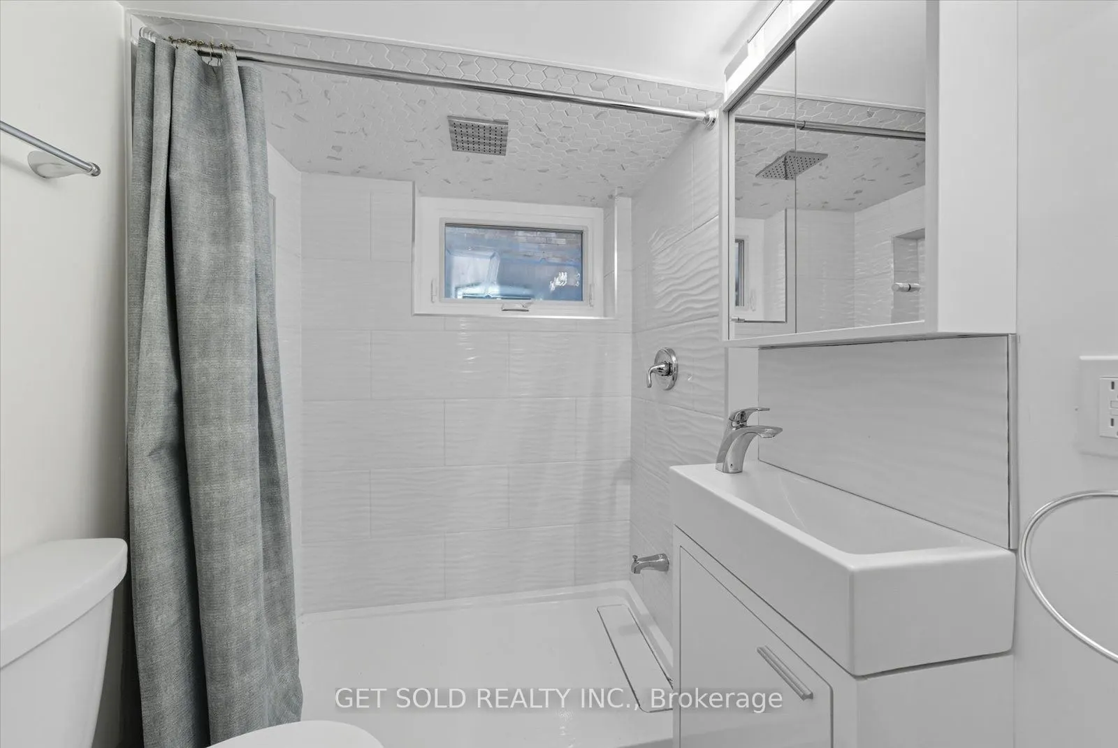 74 St Hubert Avenue