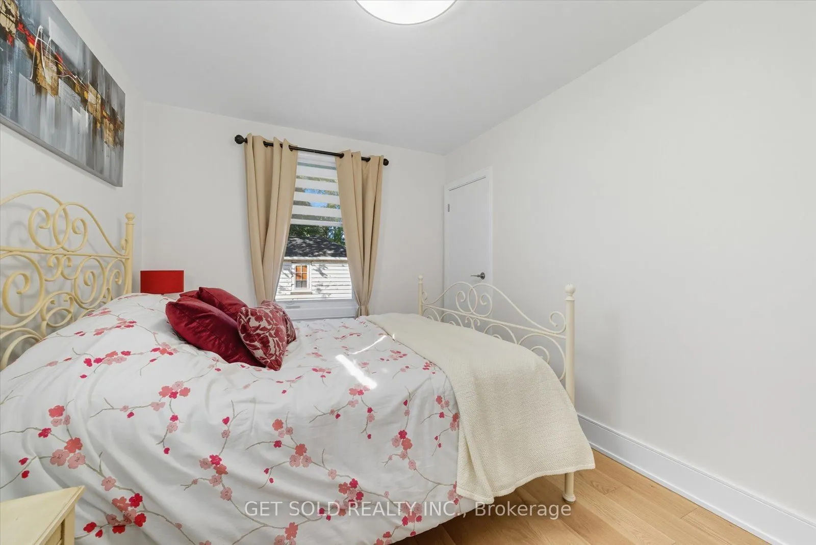 74 St Hubert Avenue