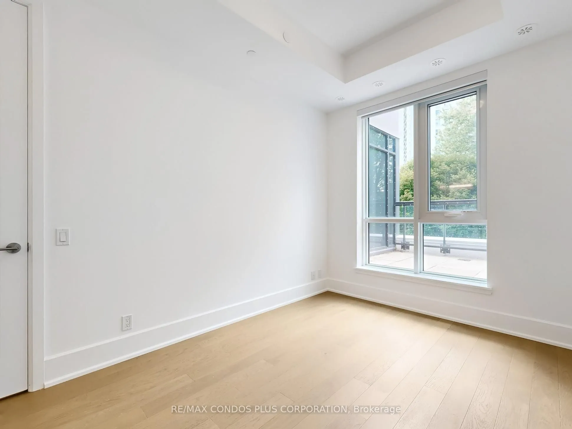 800 Broadview Avenue, #201