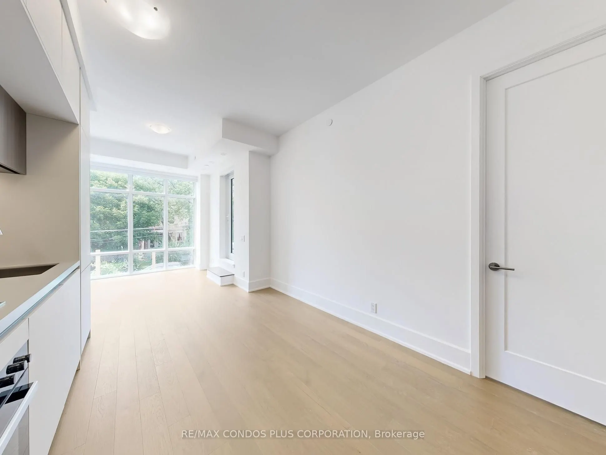 800 Broadview Avenue, #201