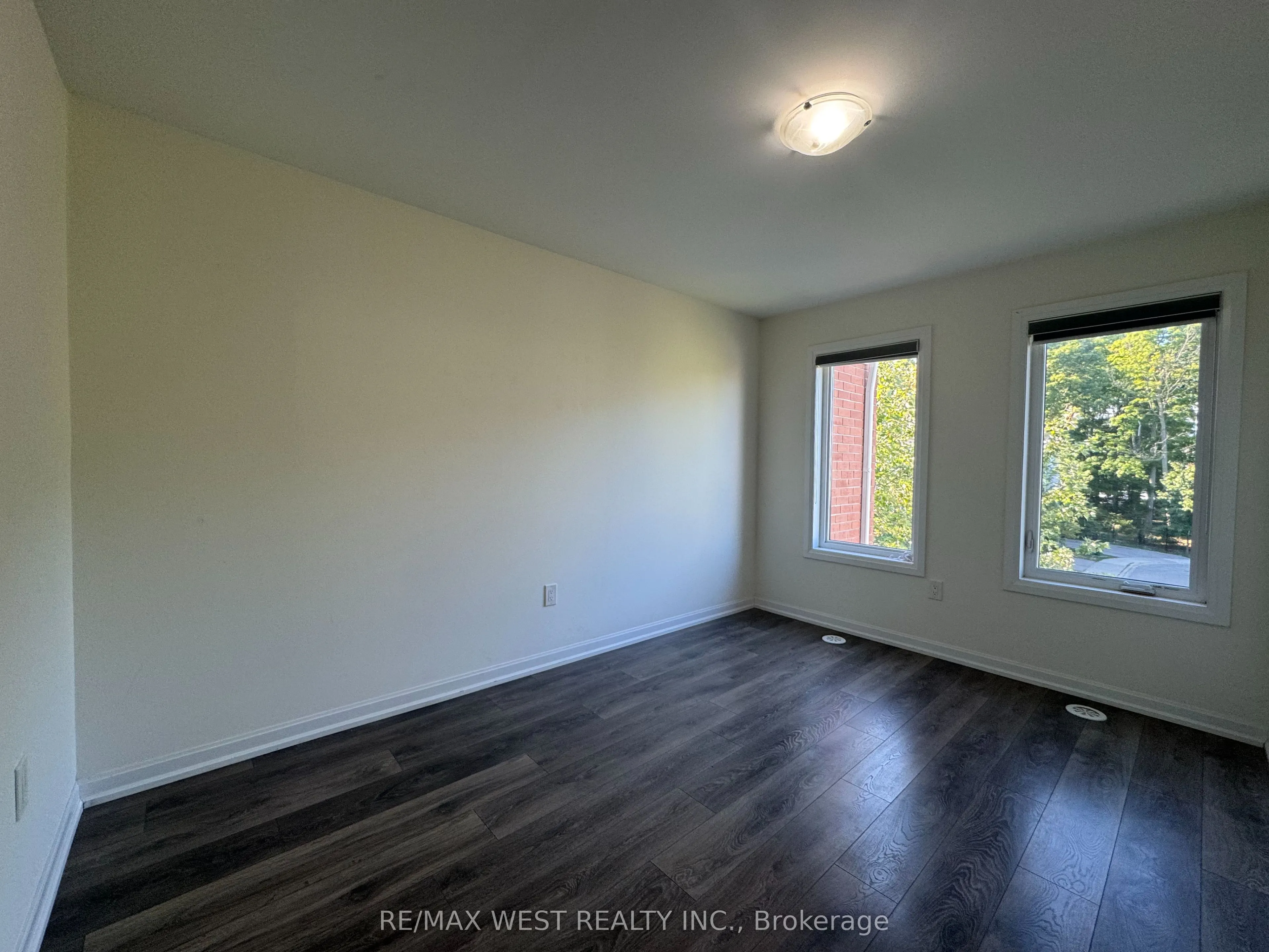 58 Heron Park Place