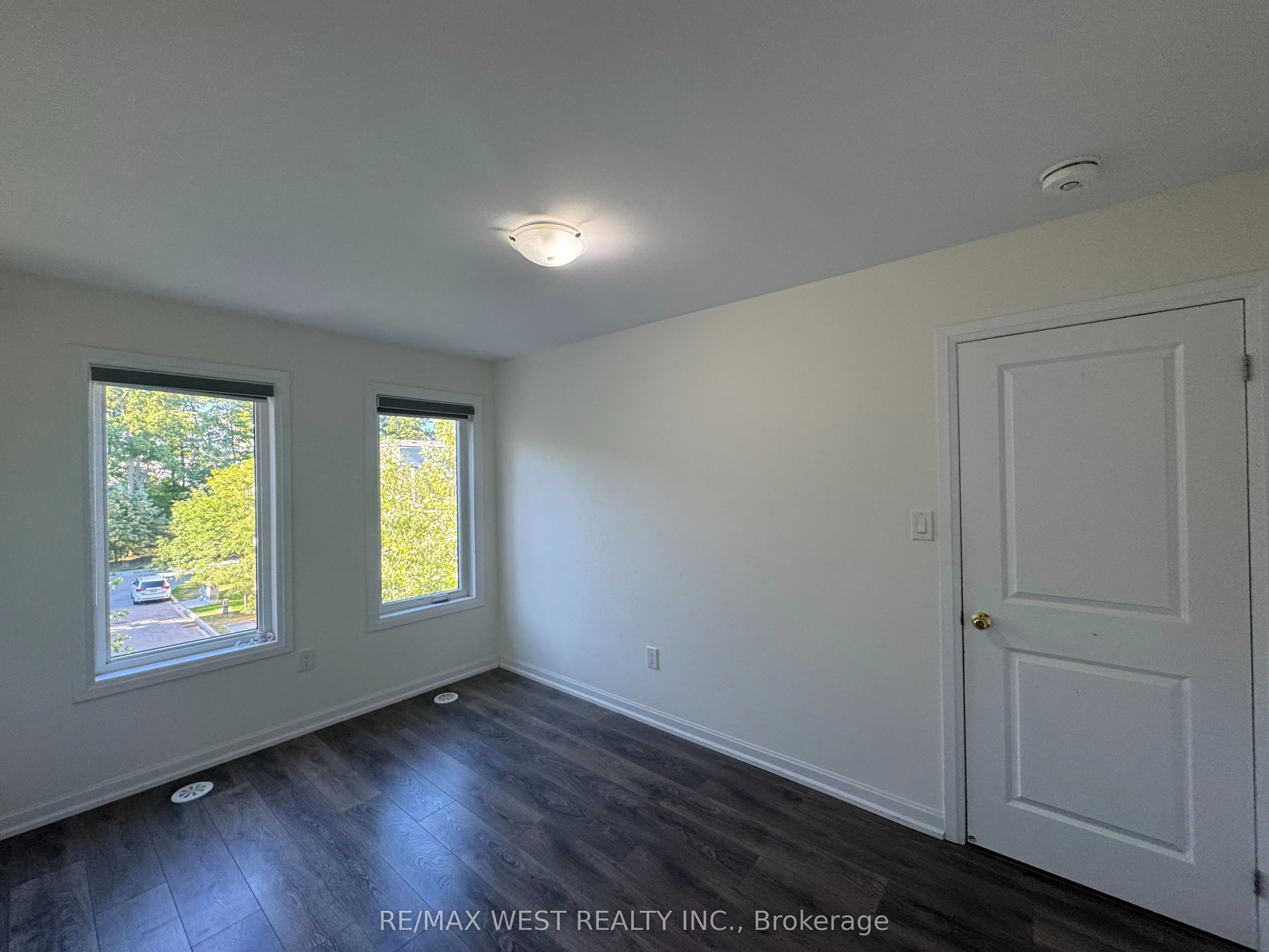 58 Heron Park Place