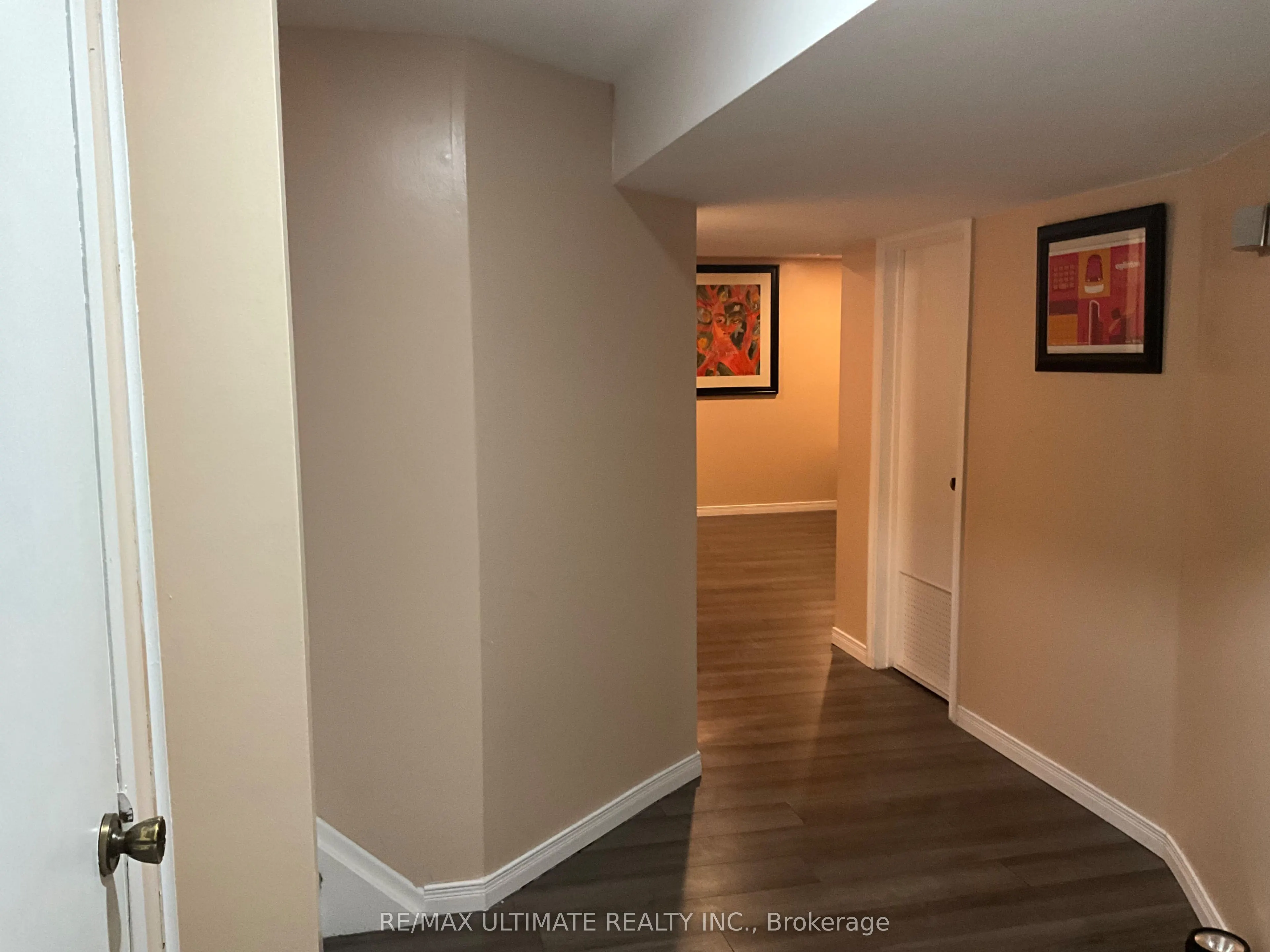 60 Westcroft Drive