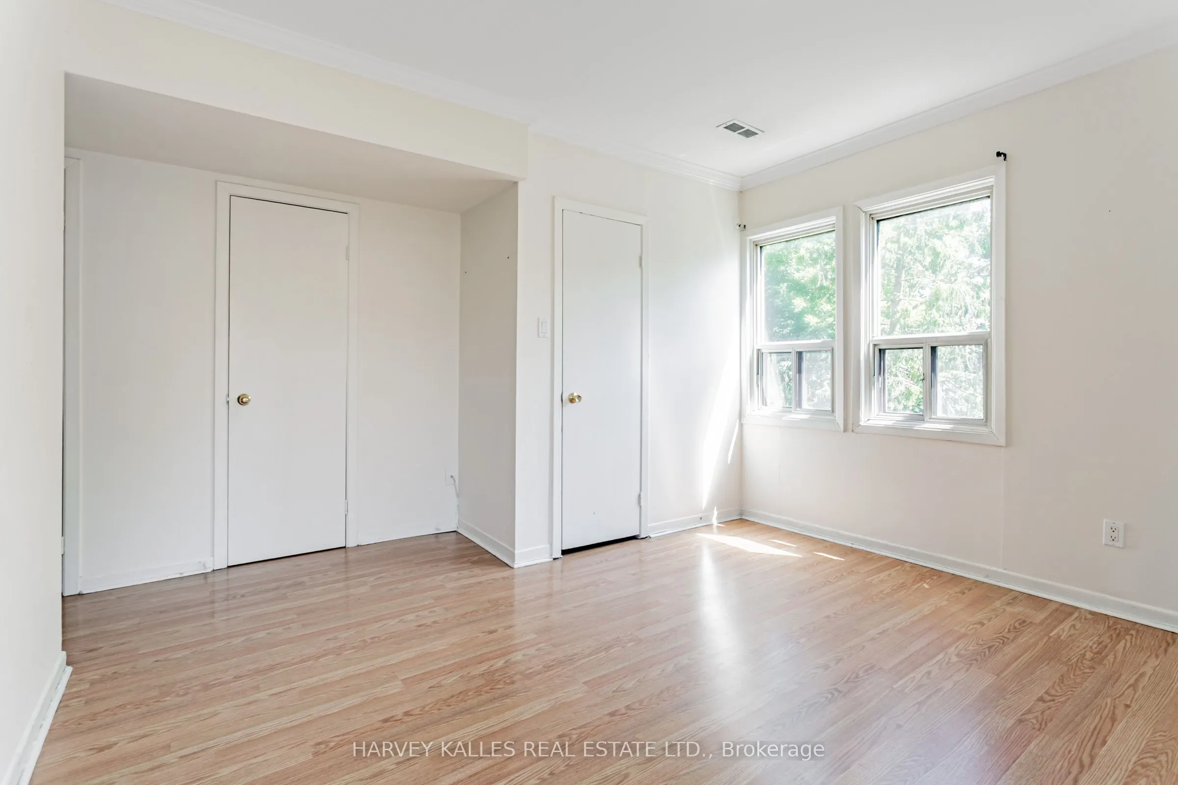 343 Greenwood Avenue