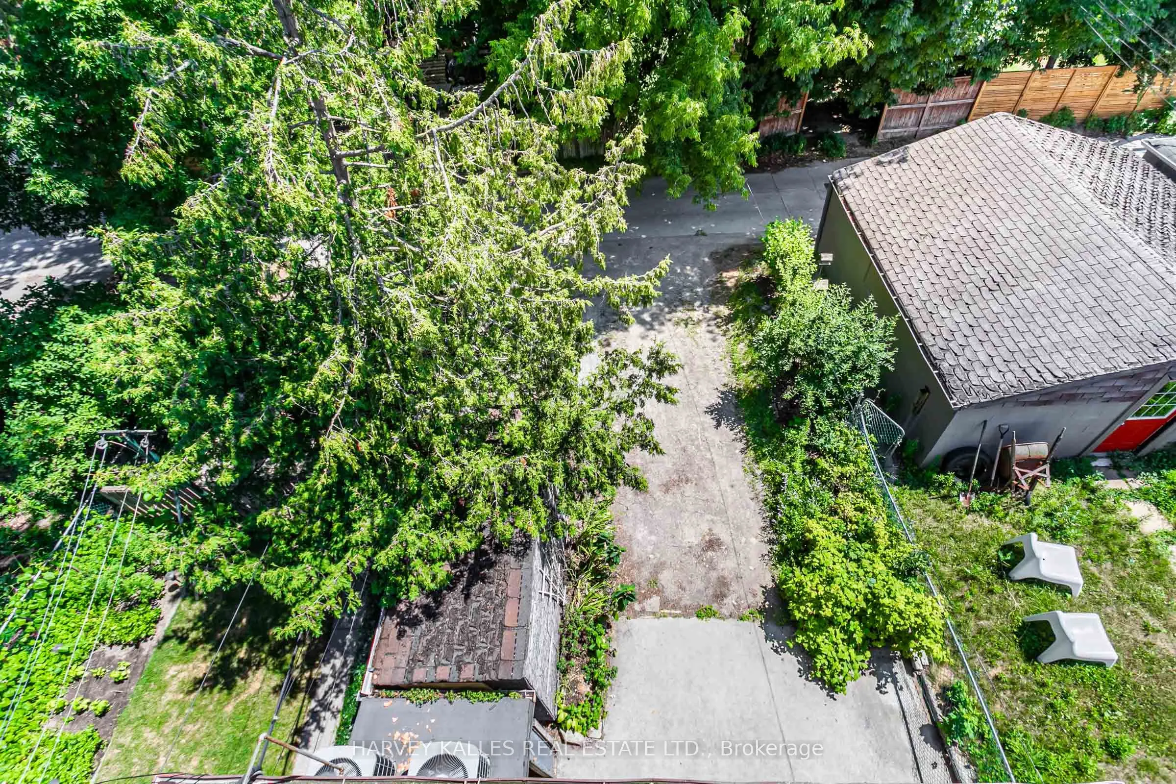 343 Greenwood Avenue