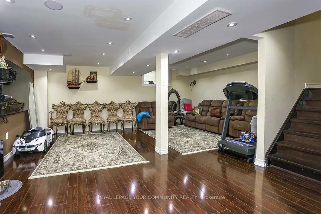 186 cosgrove Drive