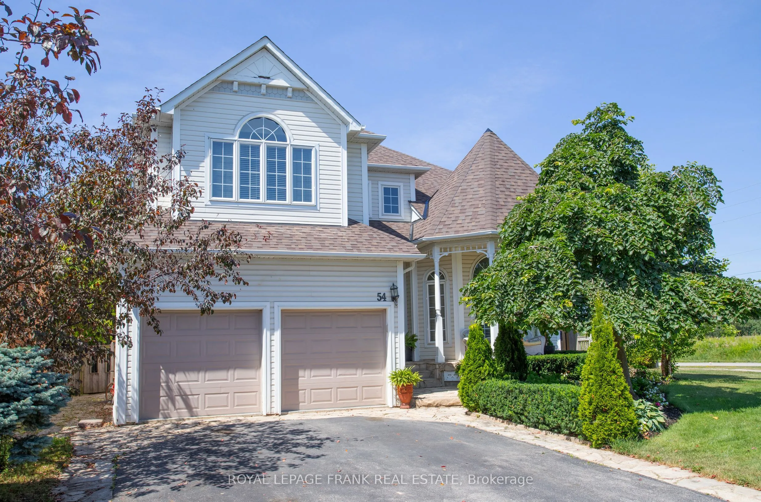 54 Selkirk Drive