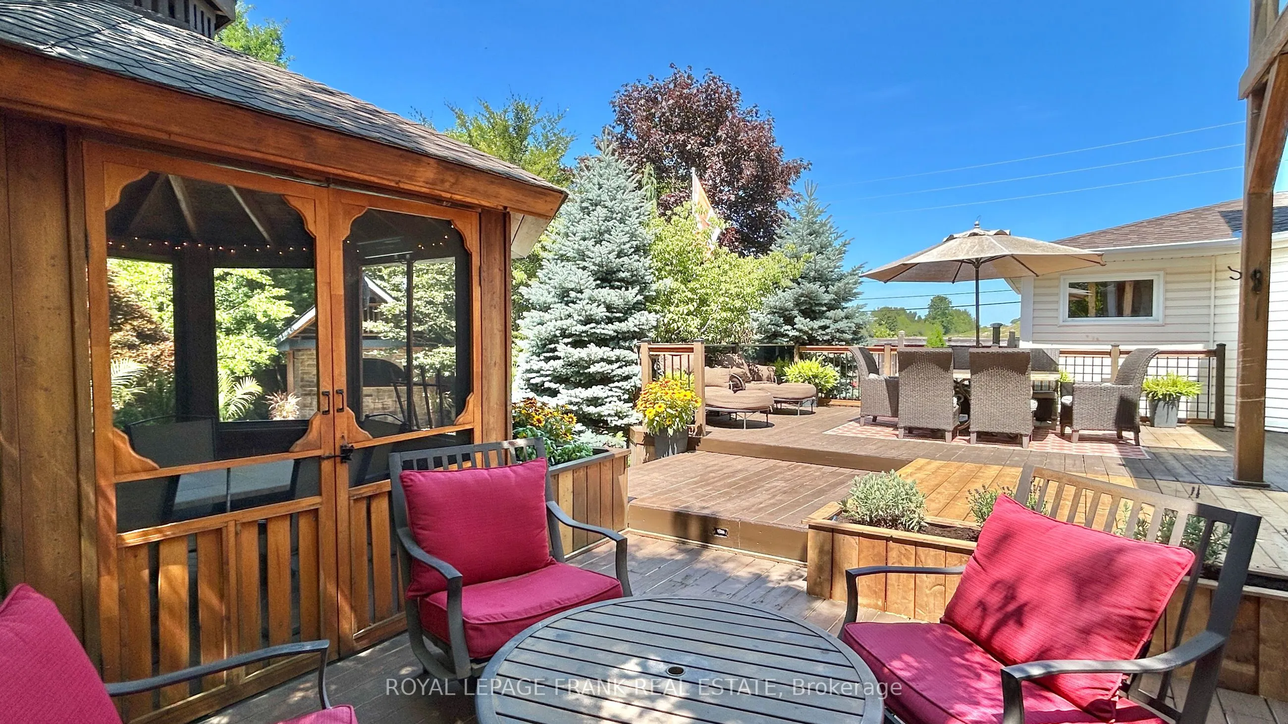 54 Selkirk Drive