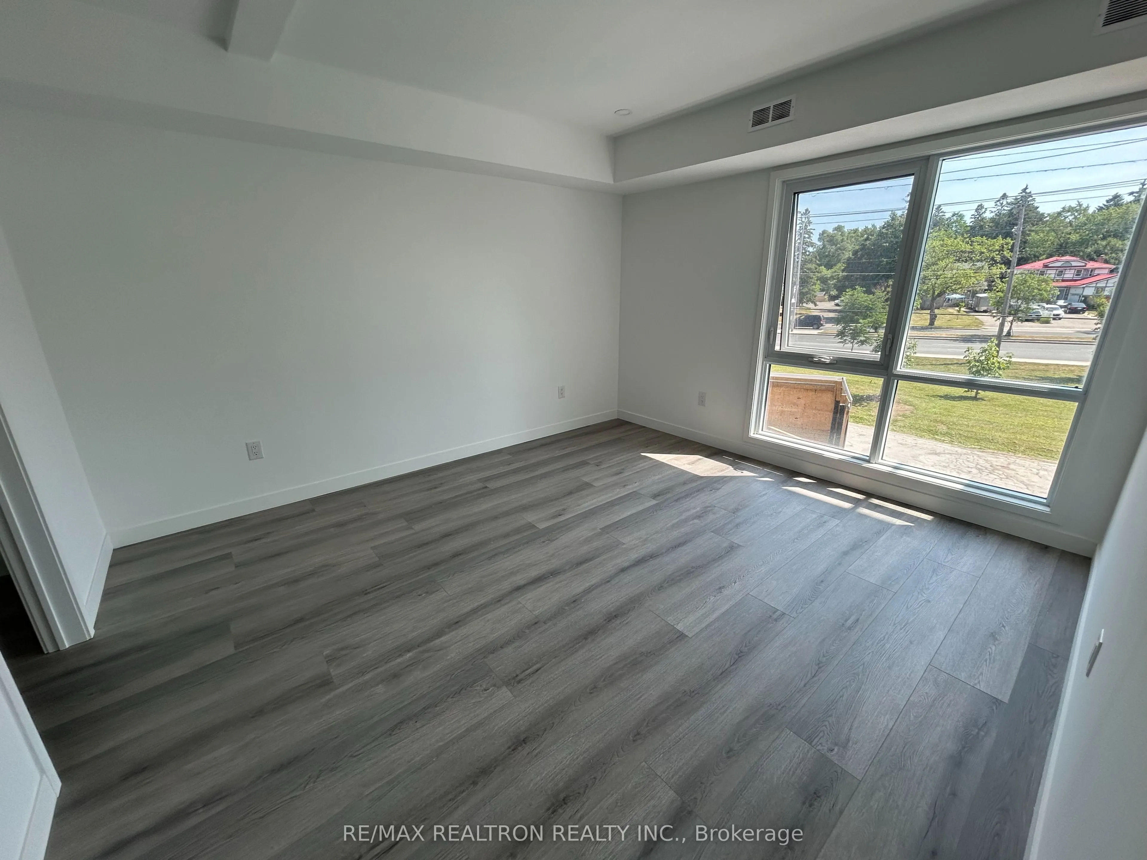 61 Orchard Park Drive, #304
