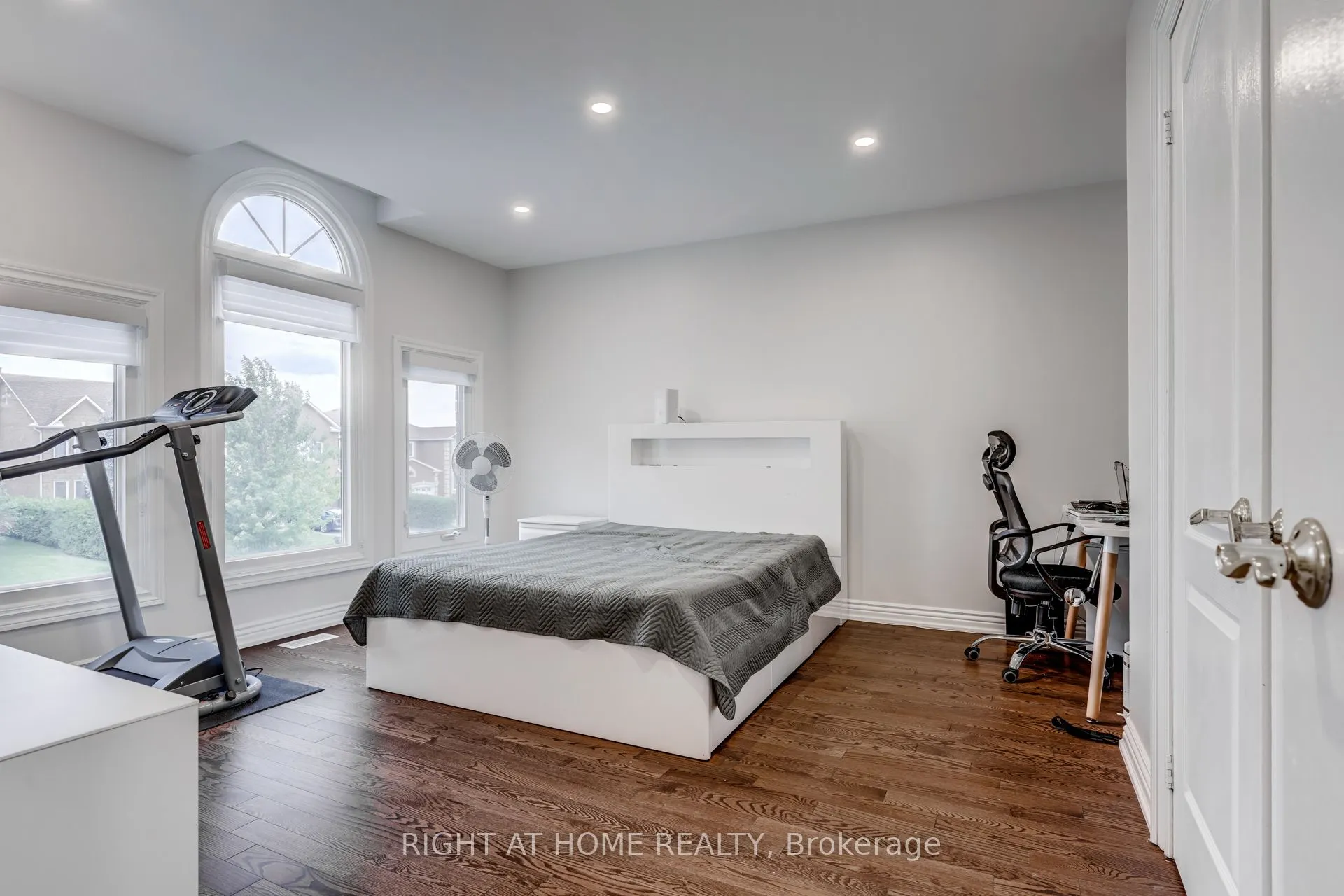35 Sayor Drive