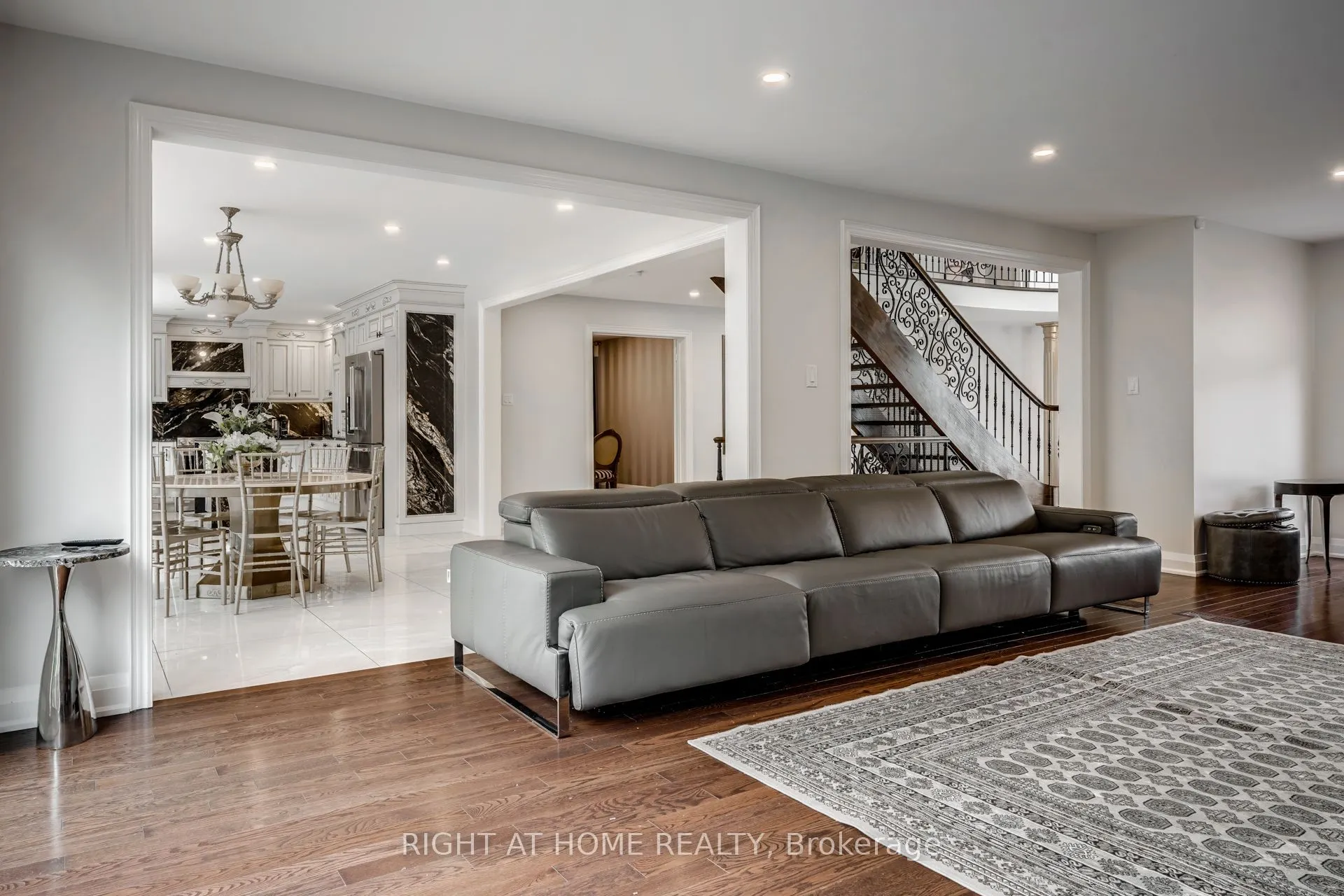 35 Sayor Drive