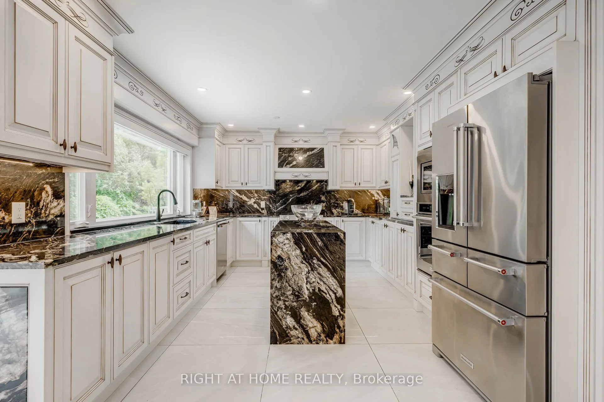 35 Sayor Drive