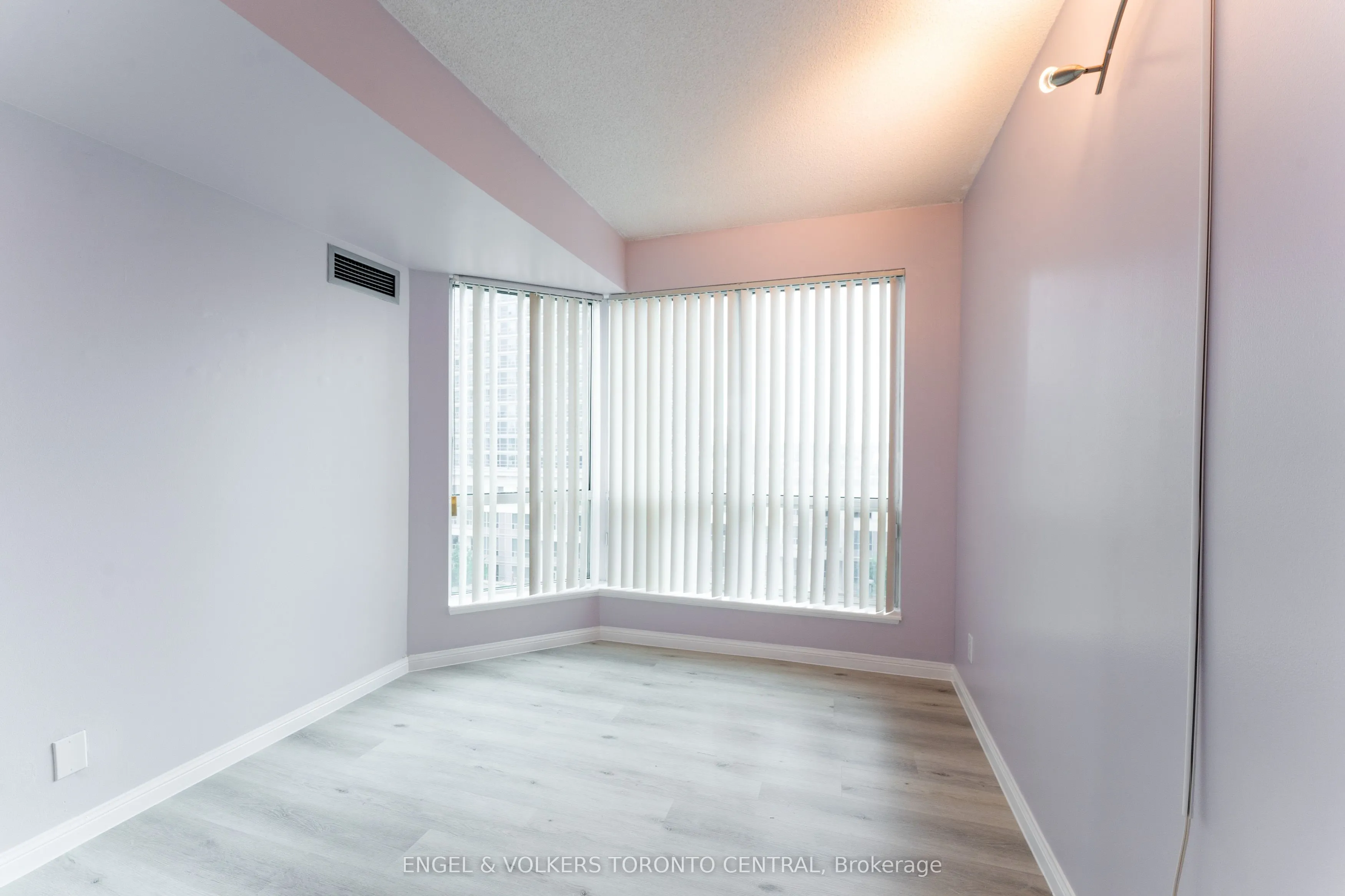 1 Lee Centre Drive, #715