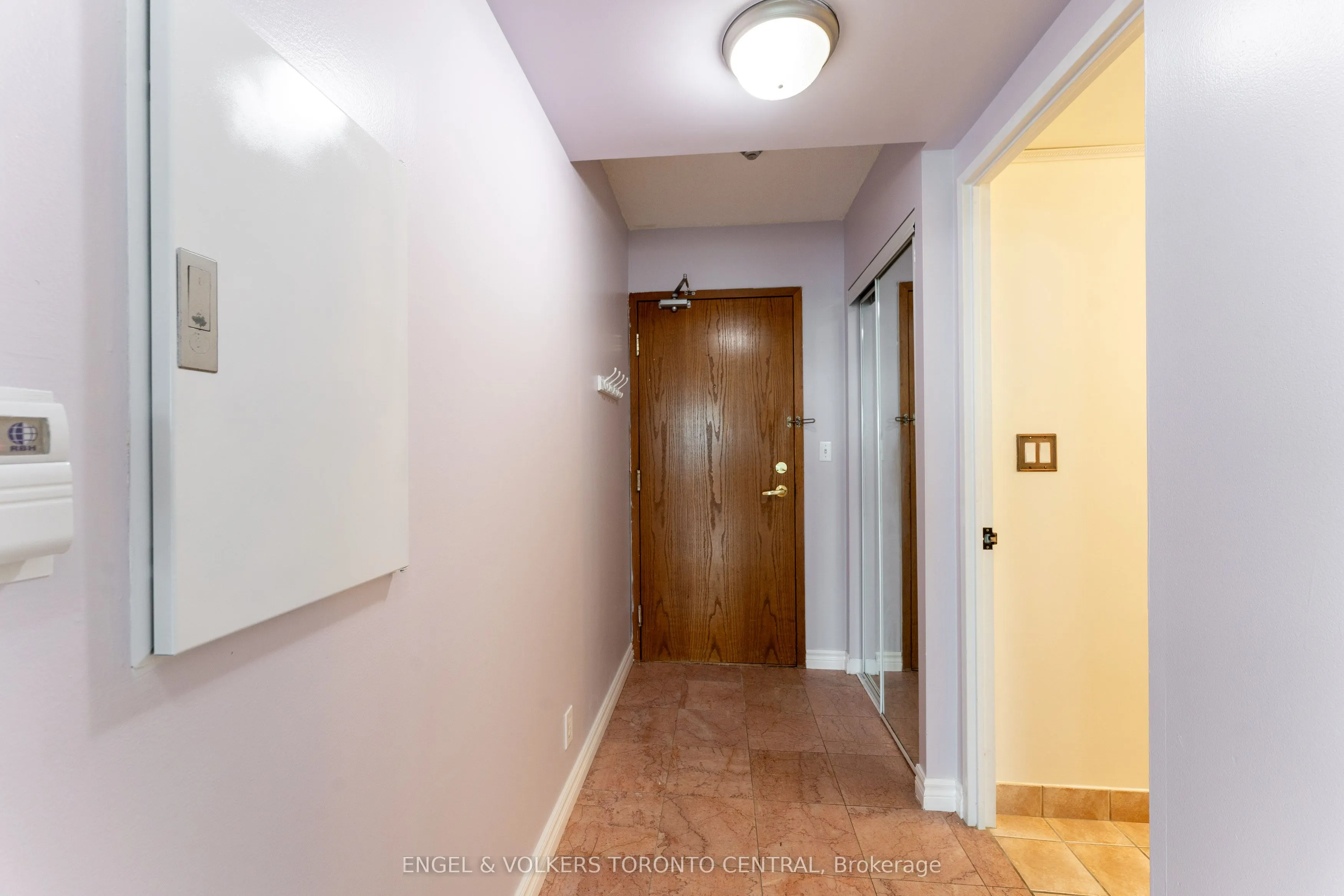 1 Lee Centre Drive, #715
