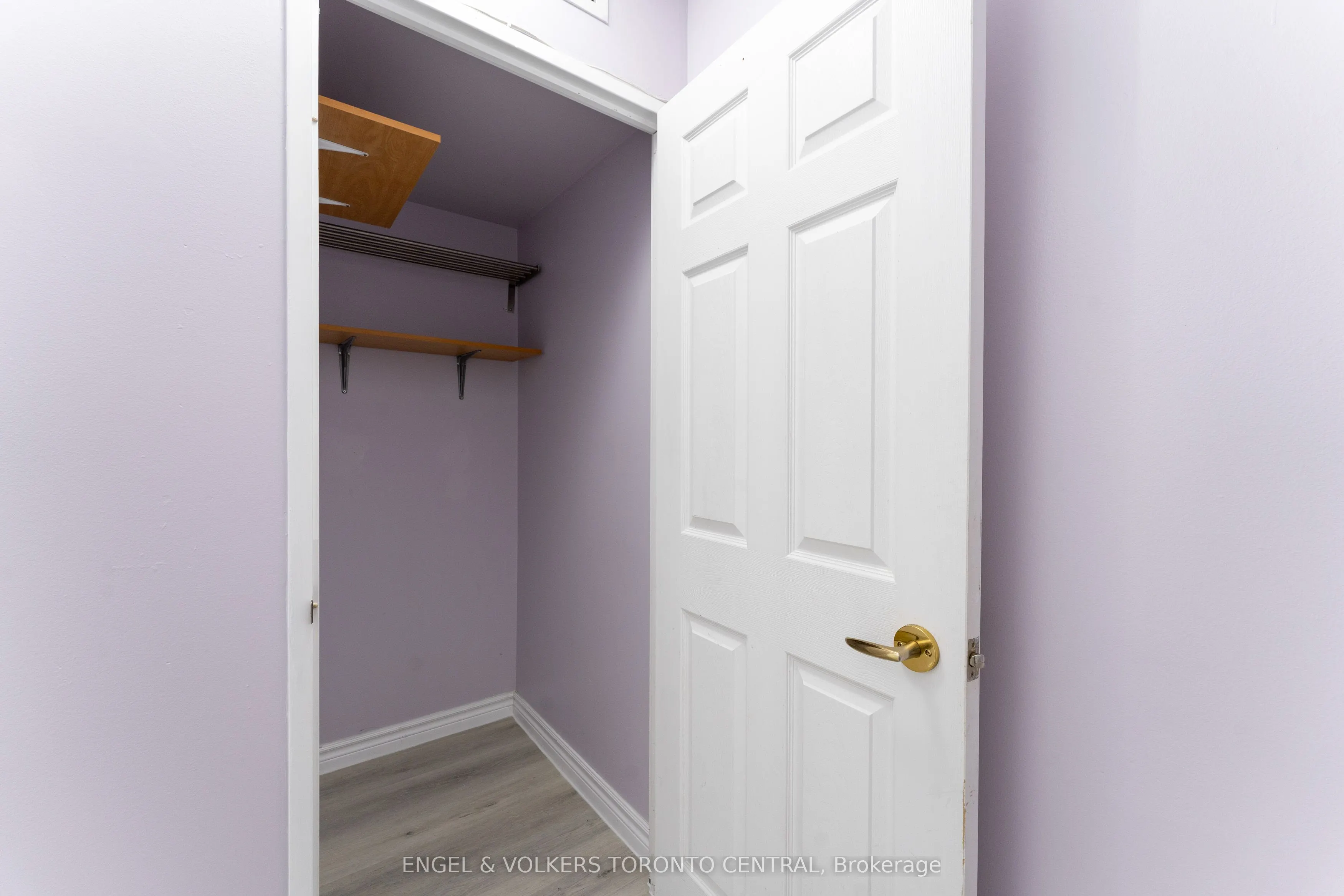 1 Lee Centre Drive, #715