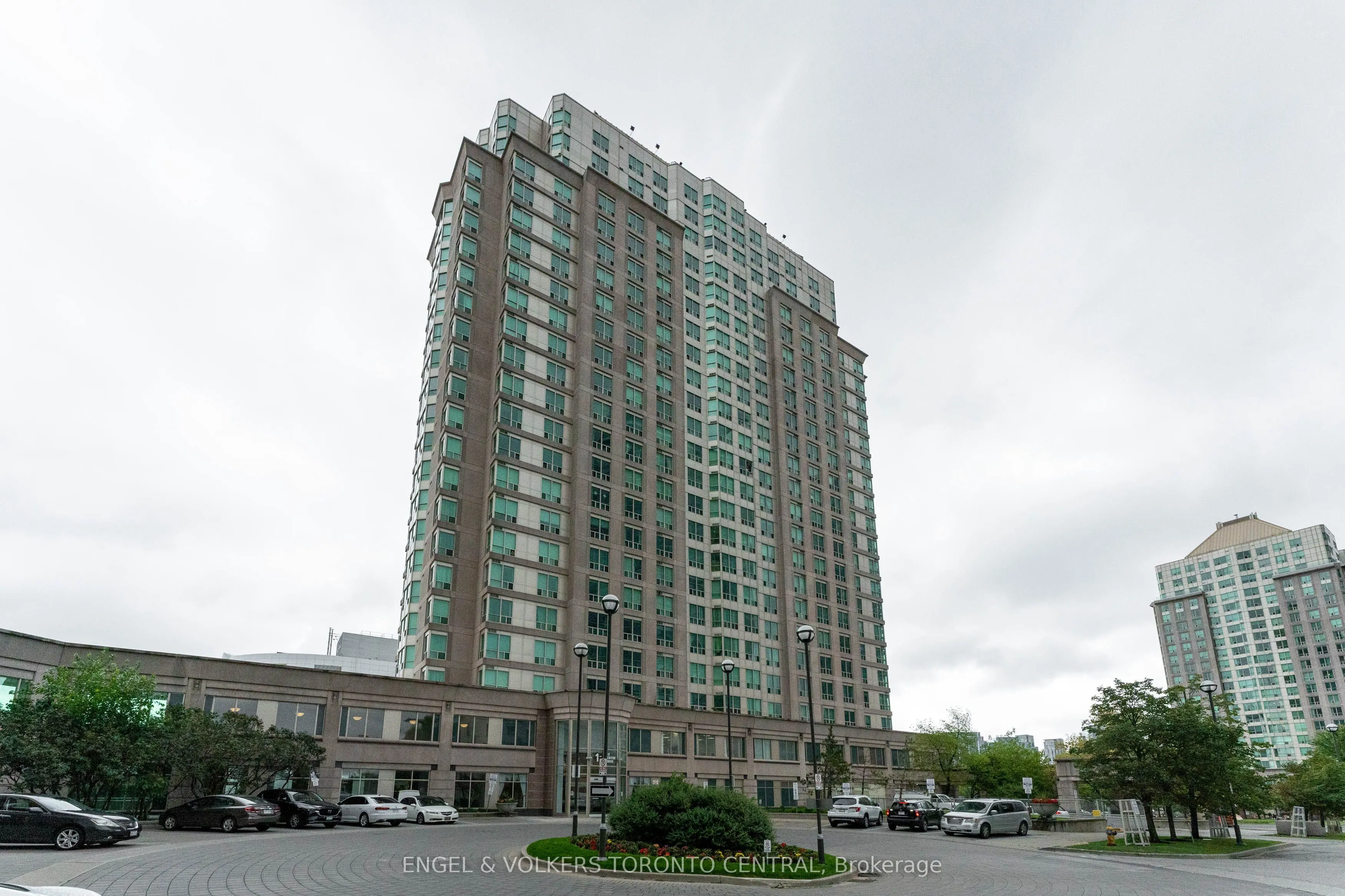 1 Lee Centre Drive, #715