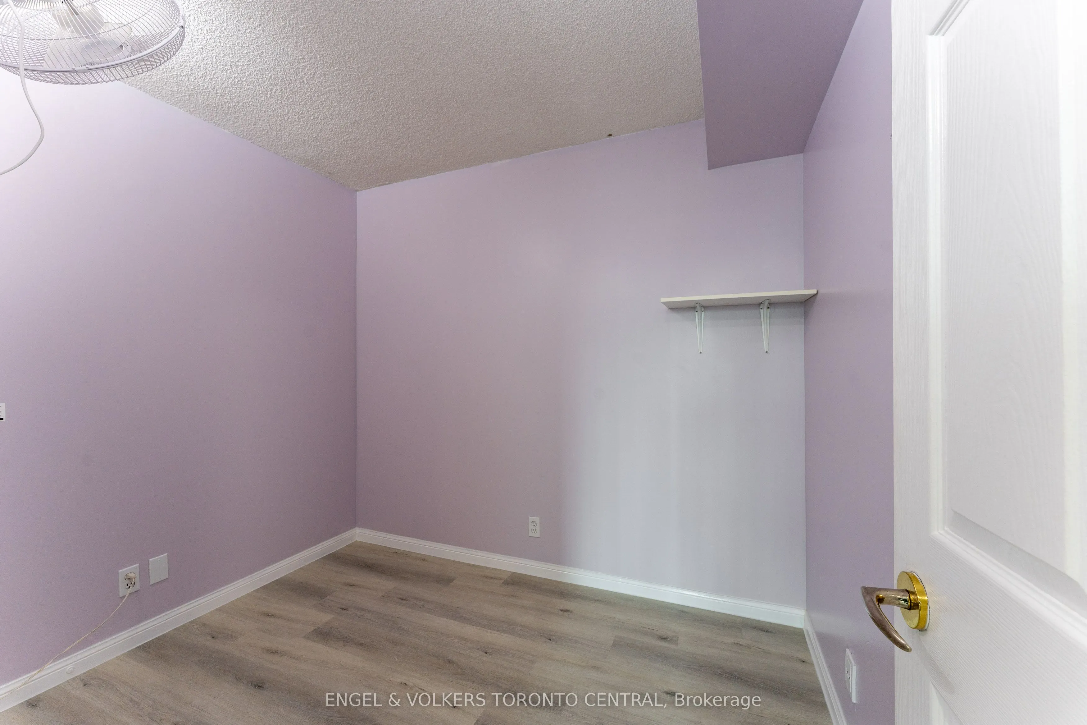 1 Lee Centre Drive, #715