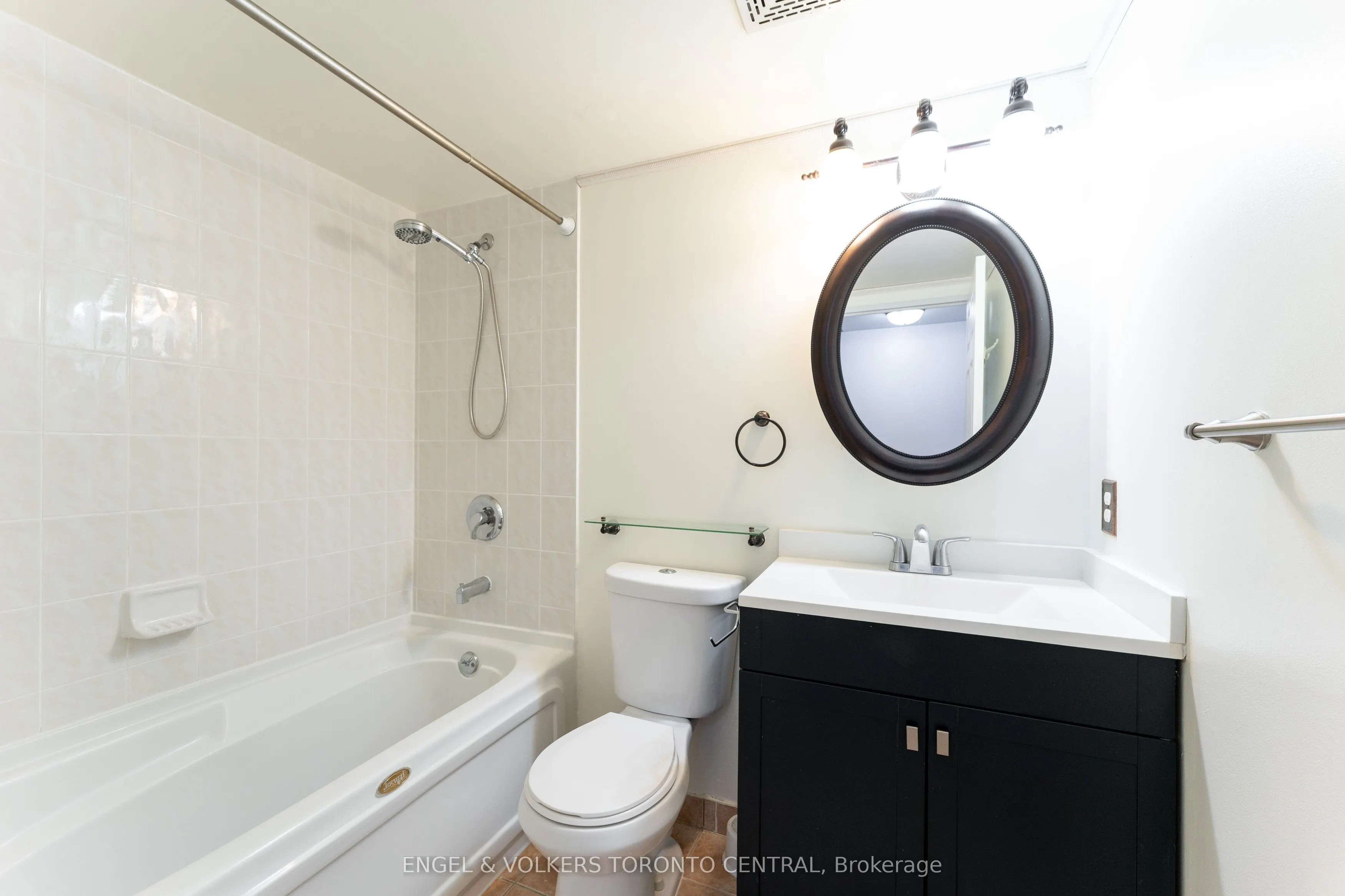 1 Lee Centre Drive, #715