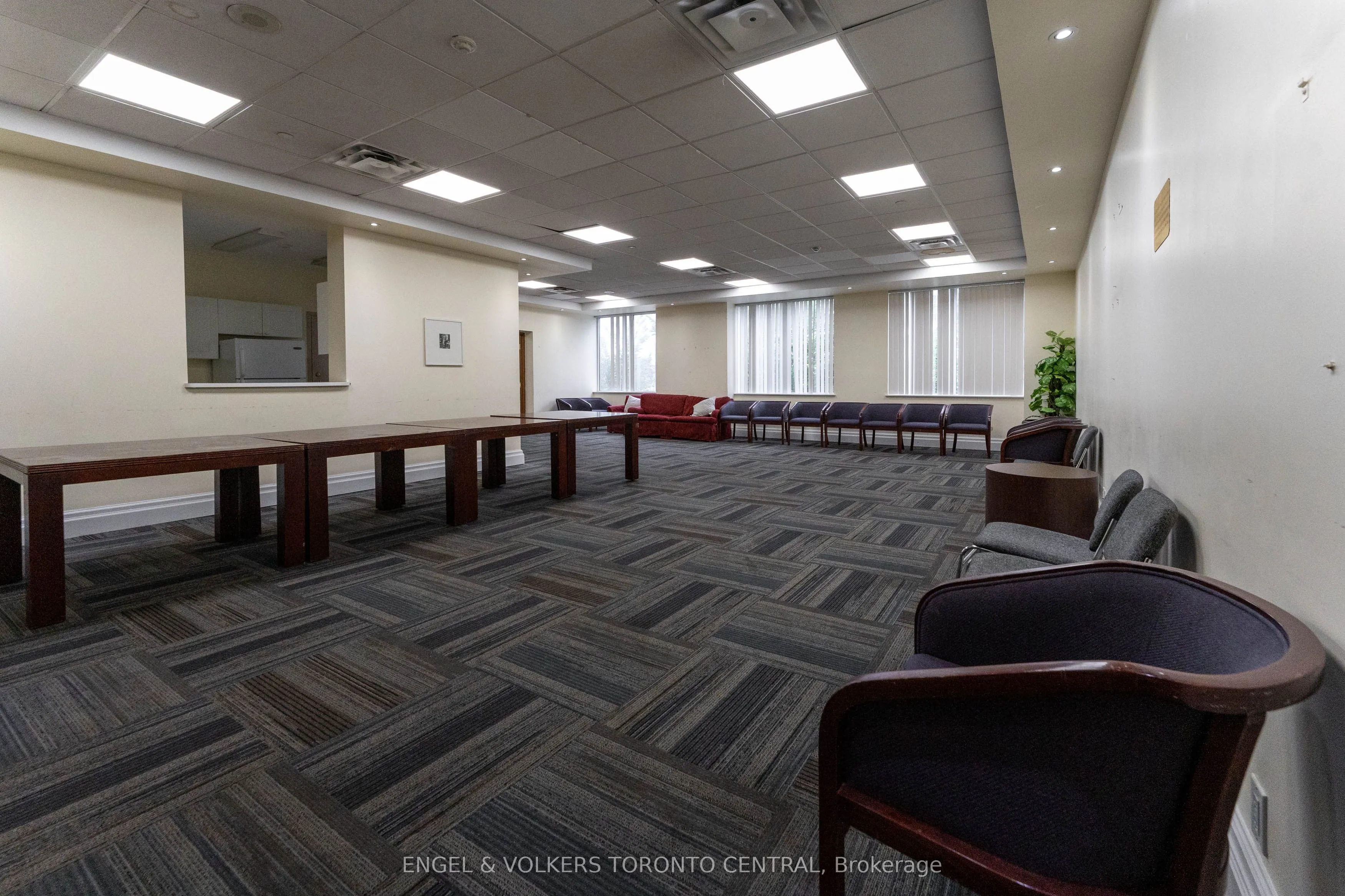 1 Lee Centre Drive, #715