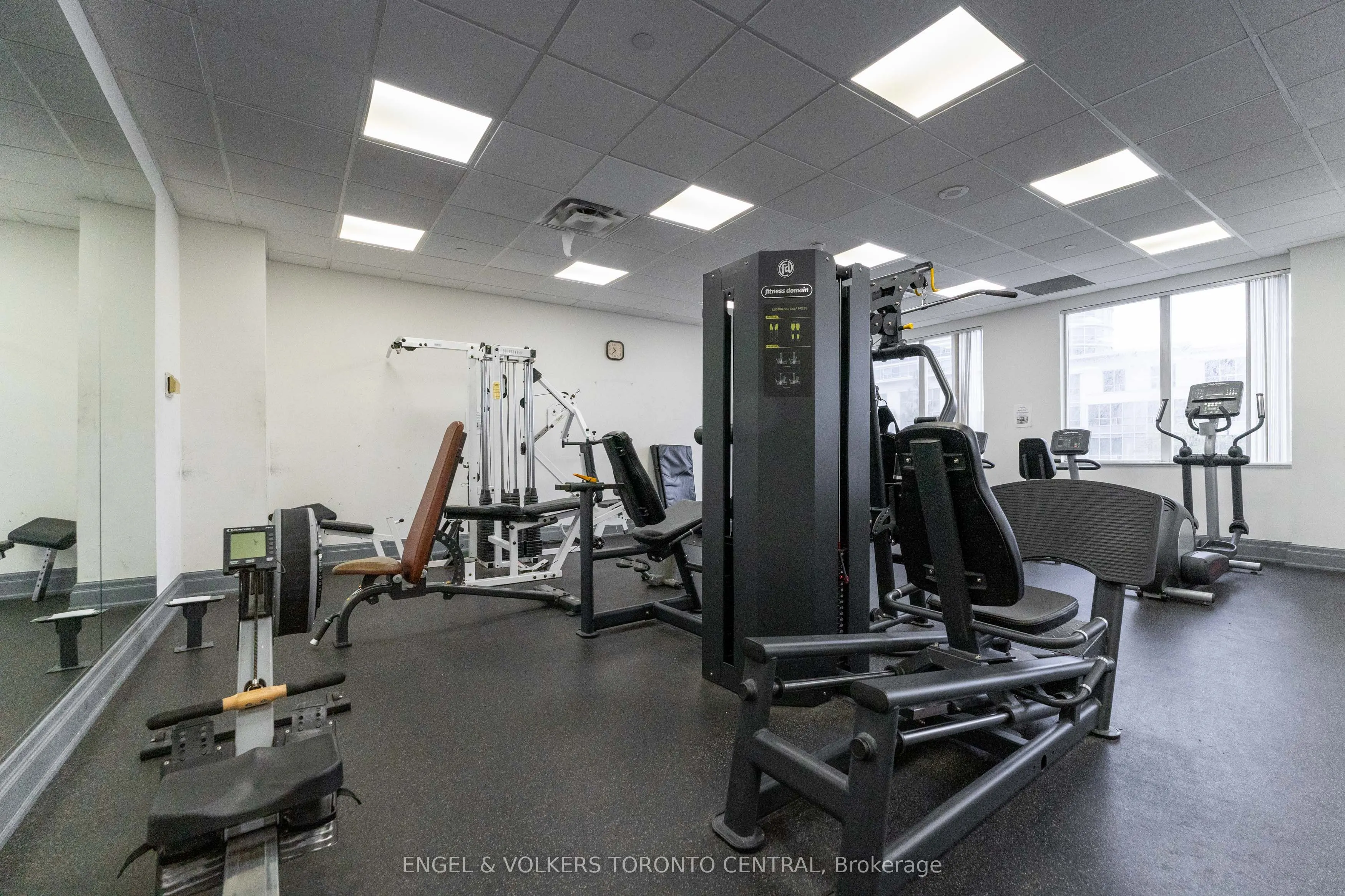 1 Lee Centre Drive, #715