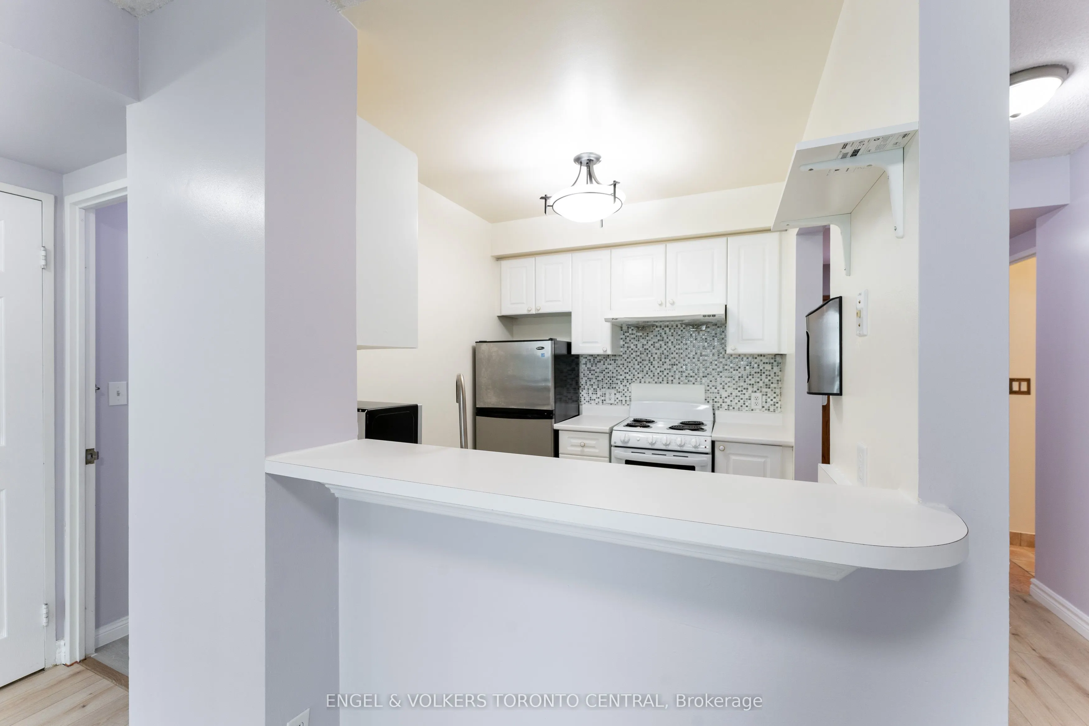 1 Lee Centre Drive, #715
