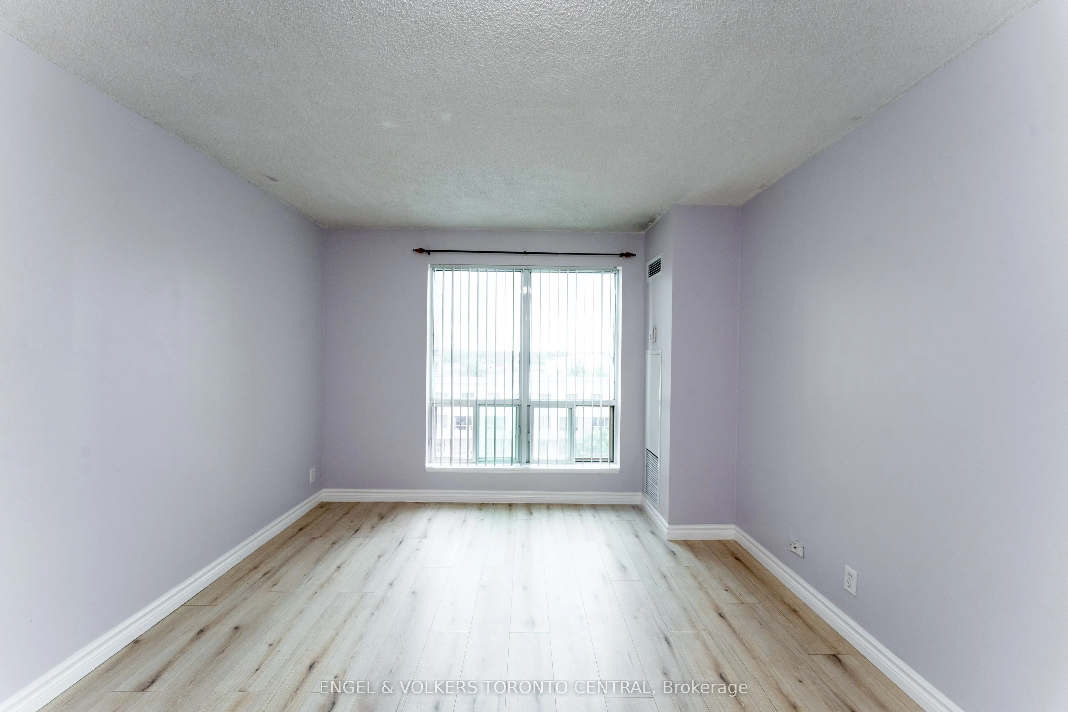 1 Lee Centre Drive, #715