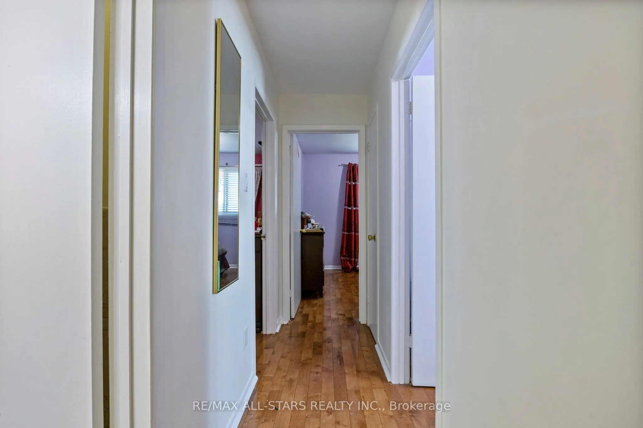 54 Kennaley Crescent E
