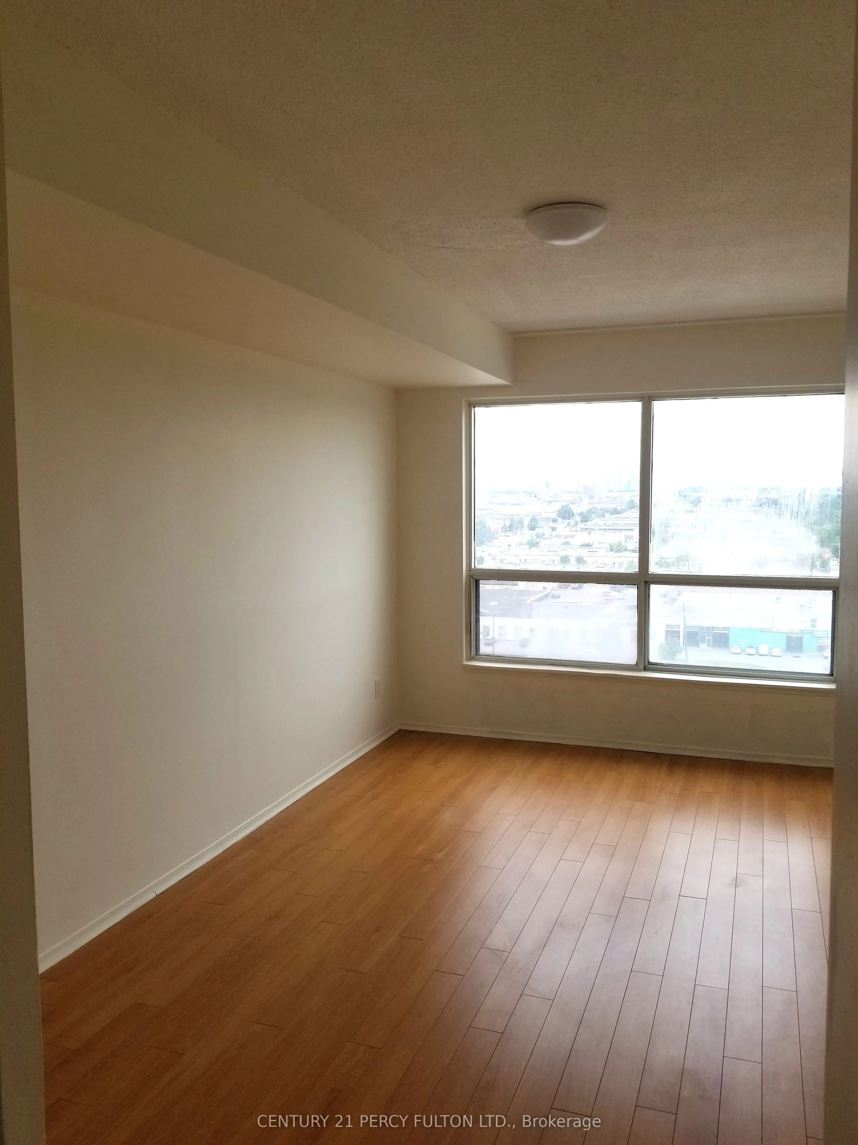 1470 Midland Avenue, #1207