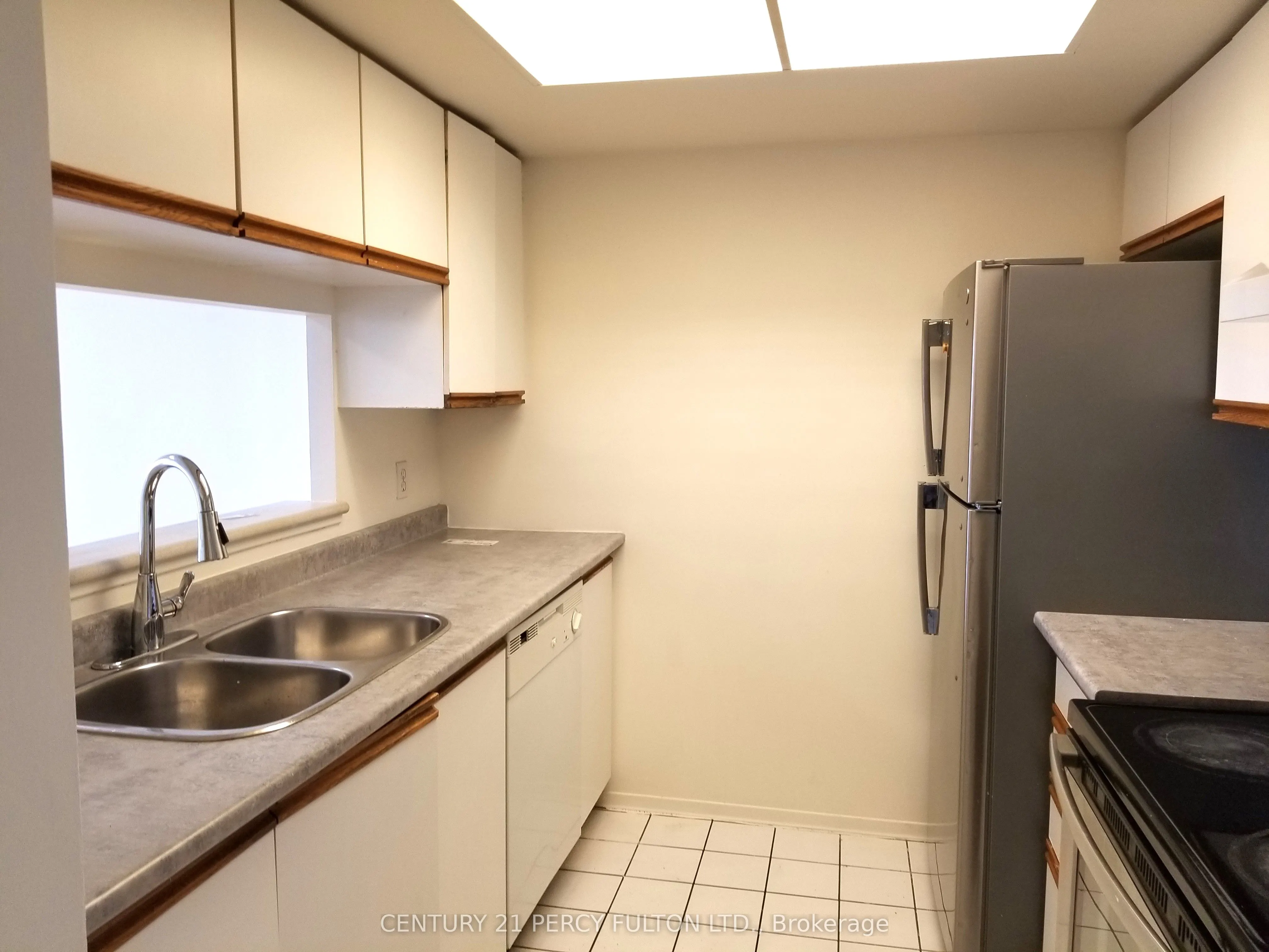 1470 Midland Avenue, #1207