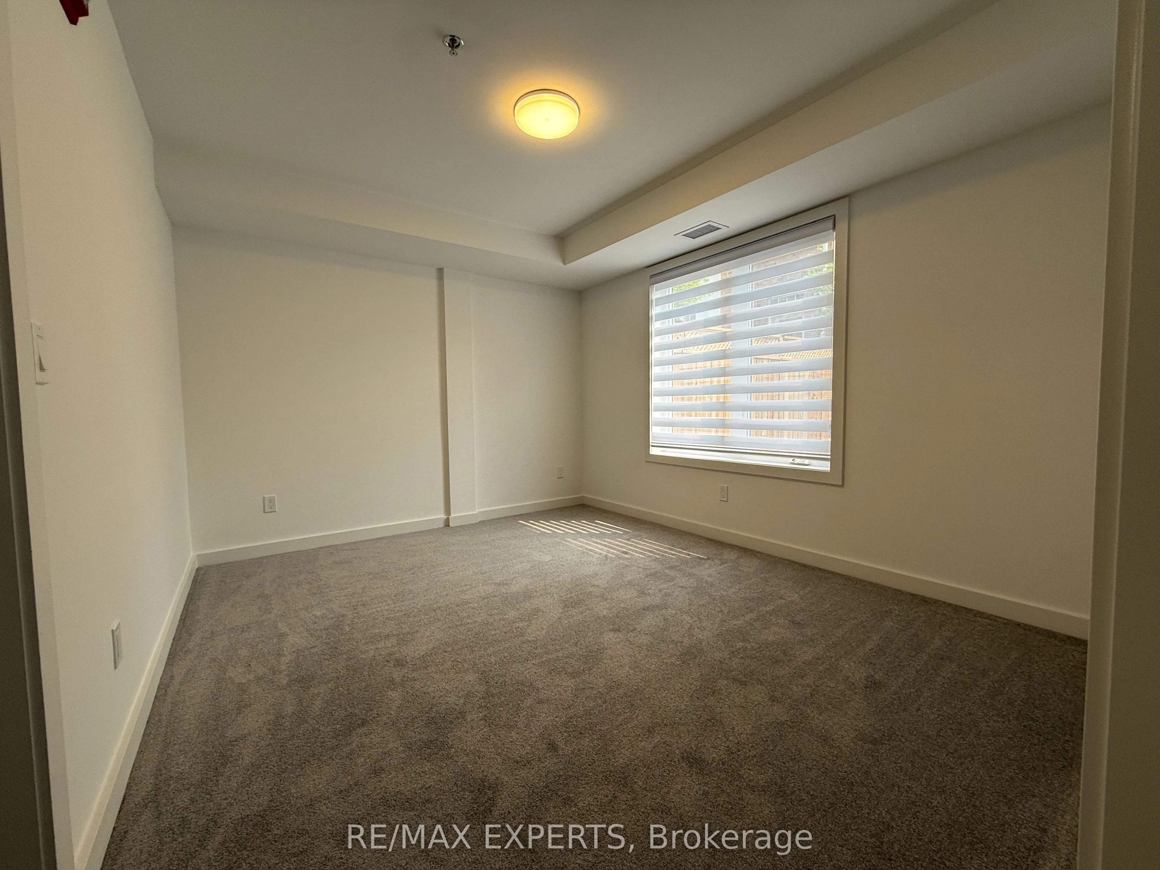 45 Connaught Avenue, #104