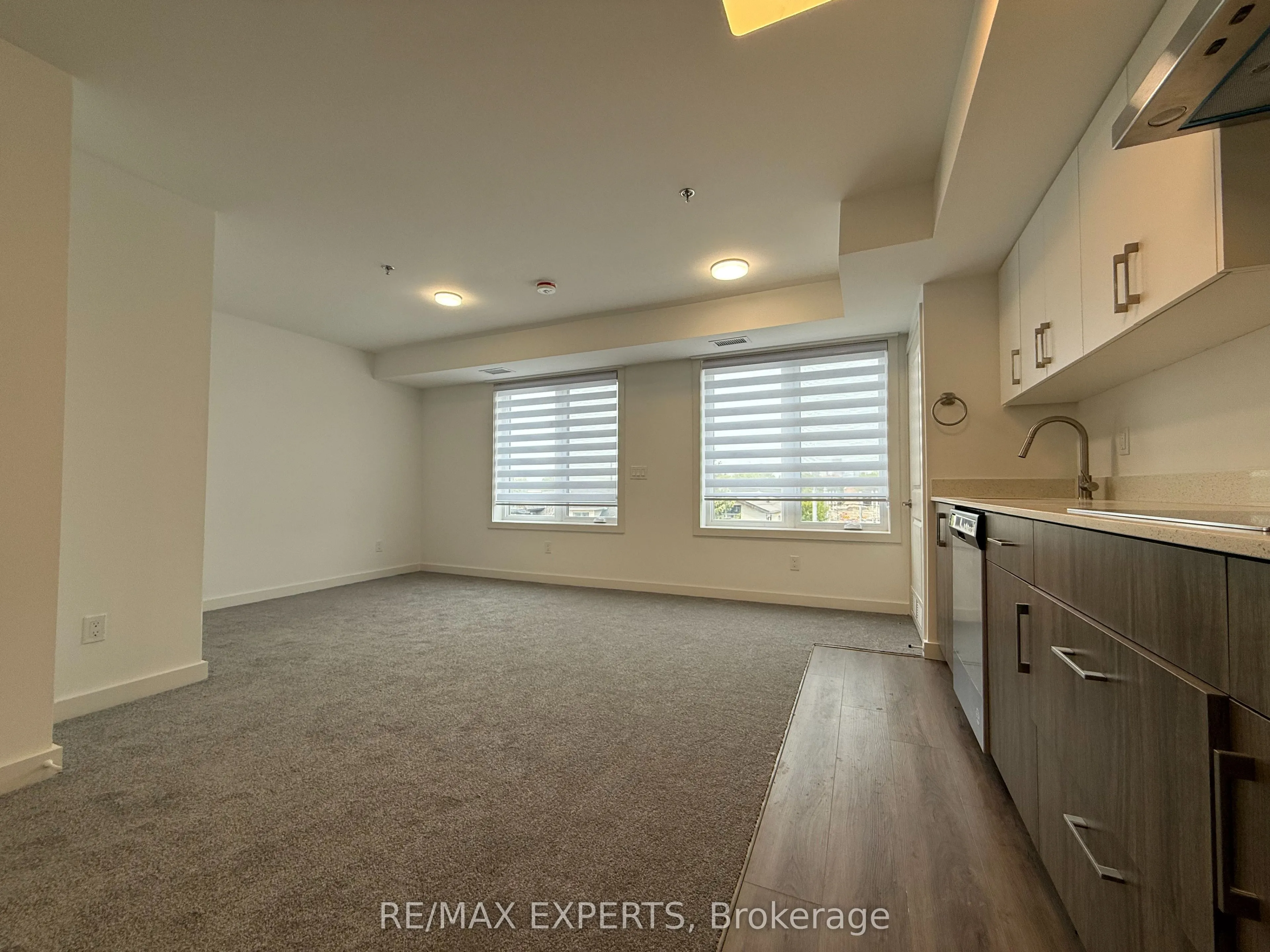 45 Connaught Avenue, #104