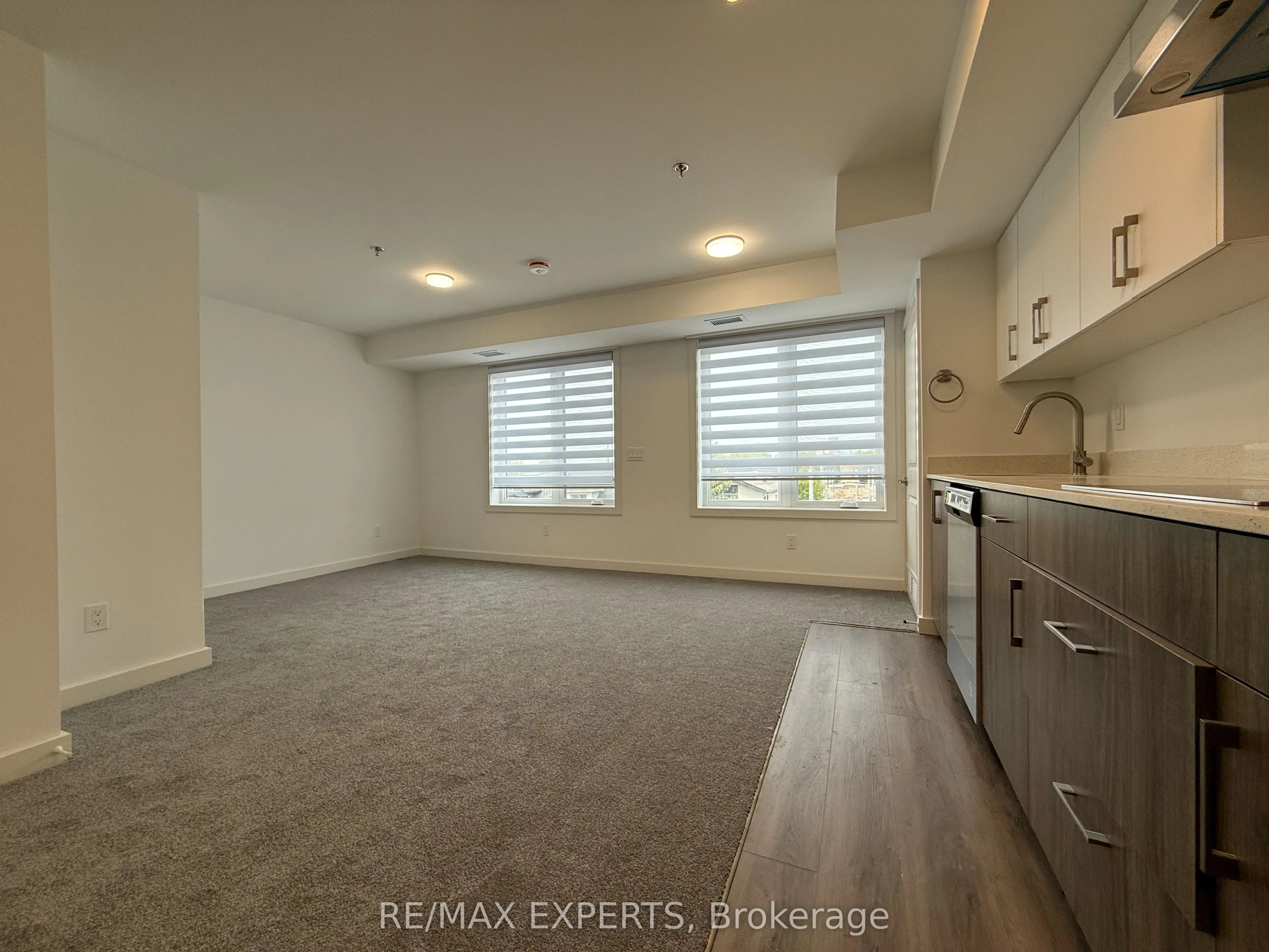 45 Connaught Avenue, #104