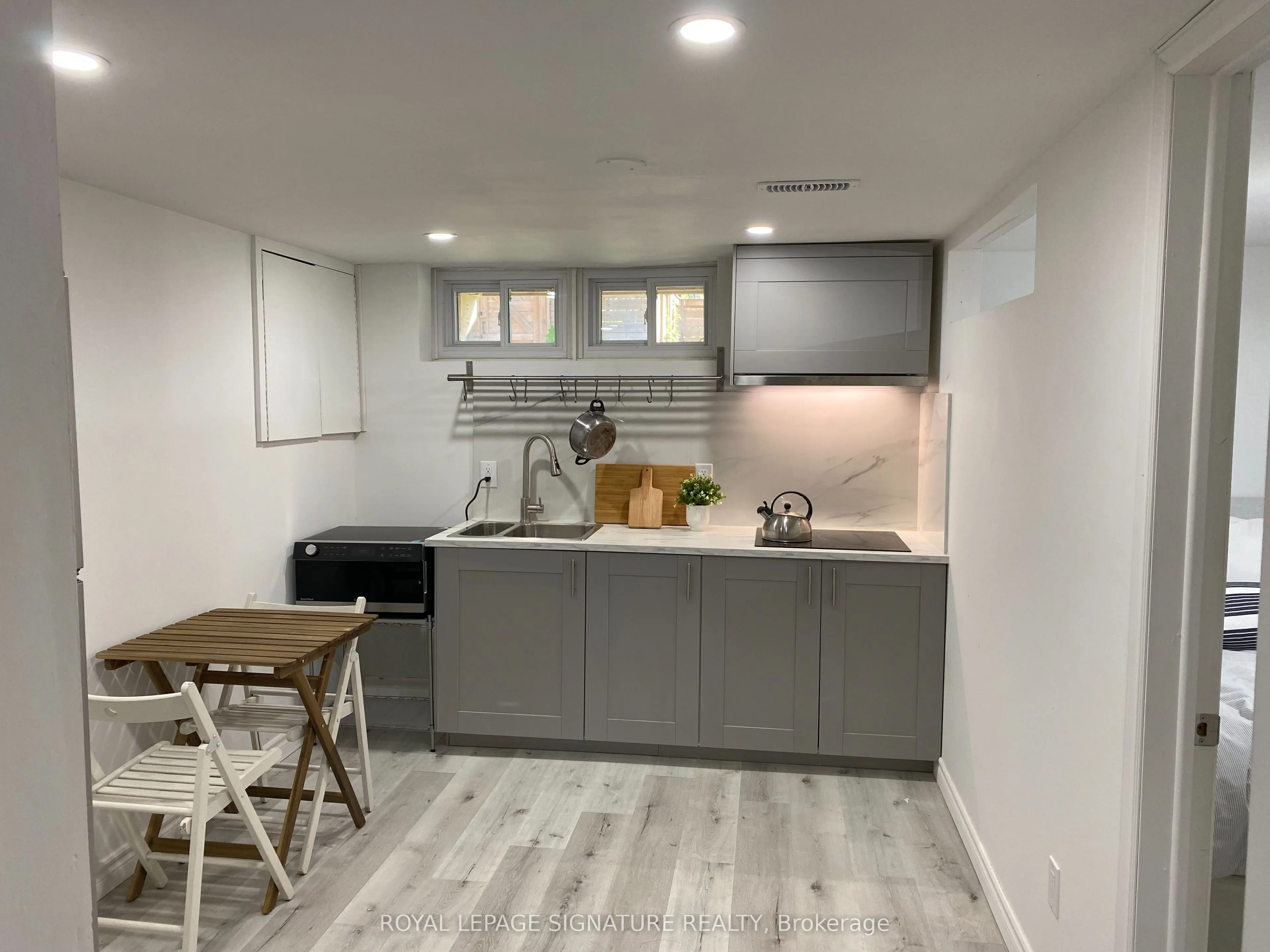 38 Wishing Well Drive, #C