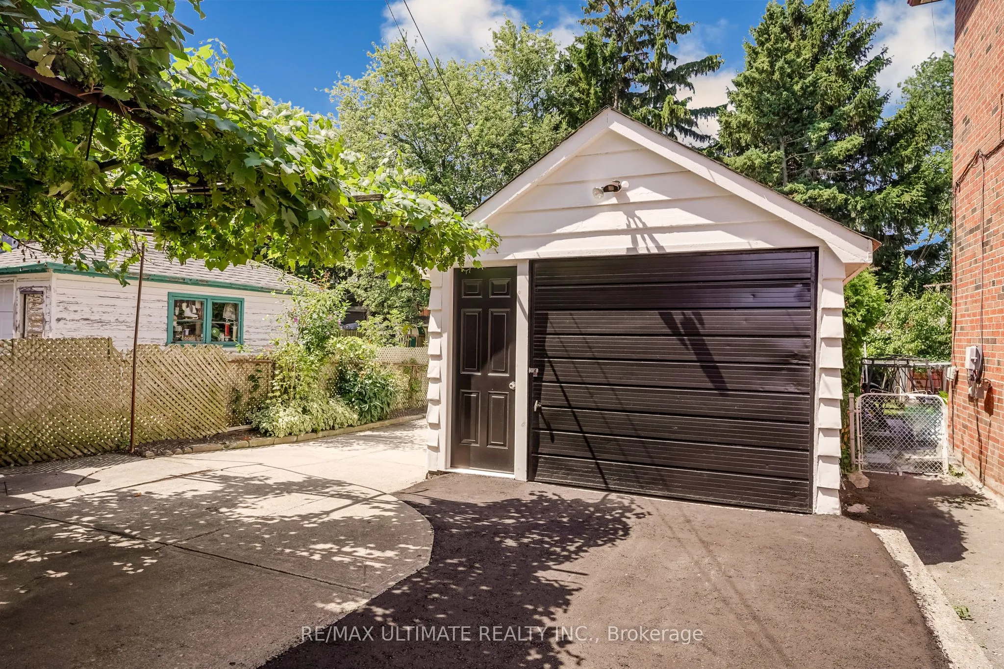 6A North Woodrow Boulevard