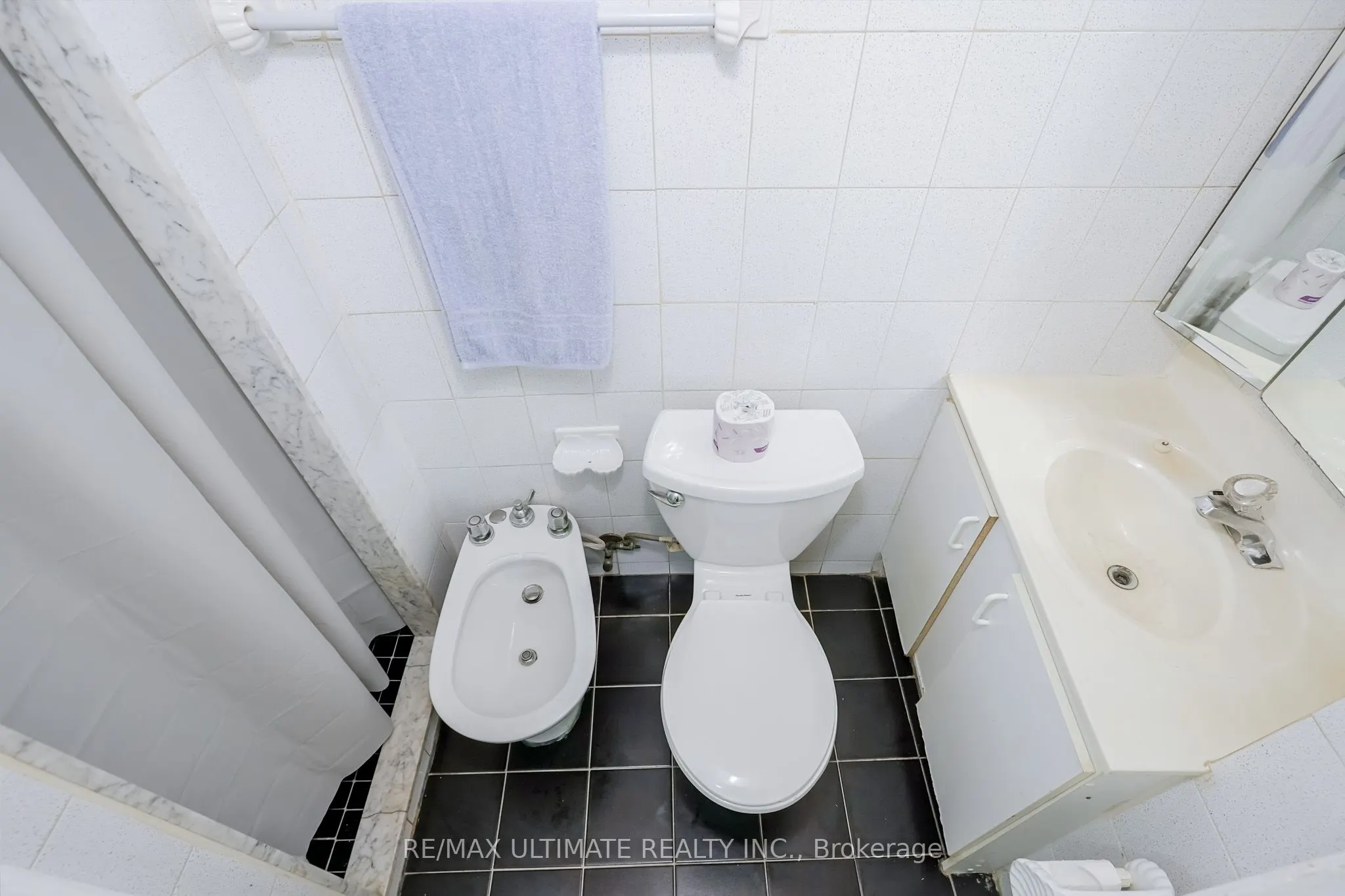 6A North Woodrow Boulevard