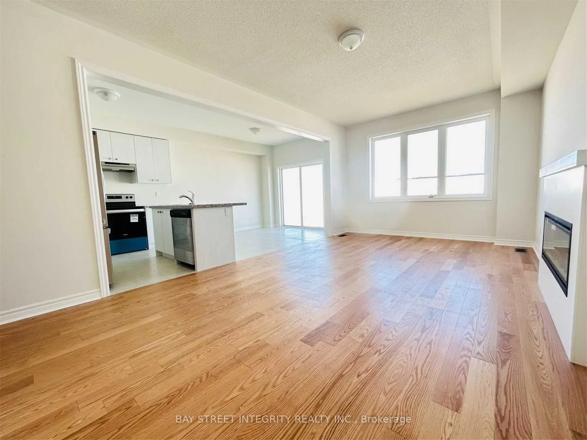 1843 Fosterbrook Street